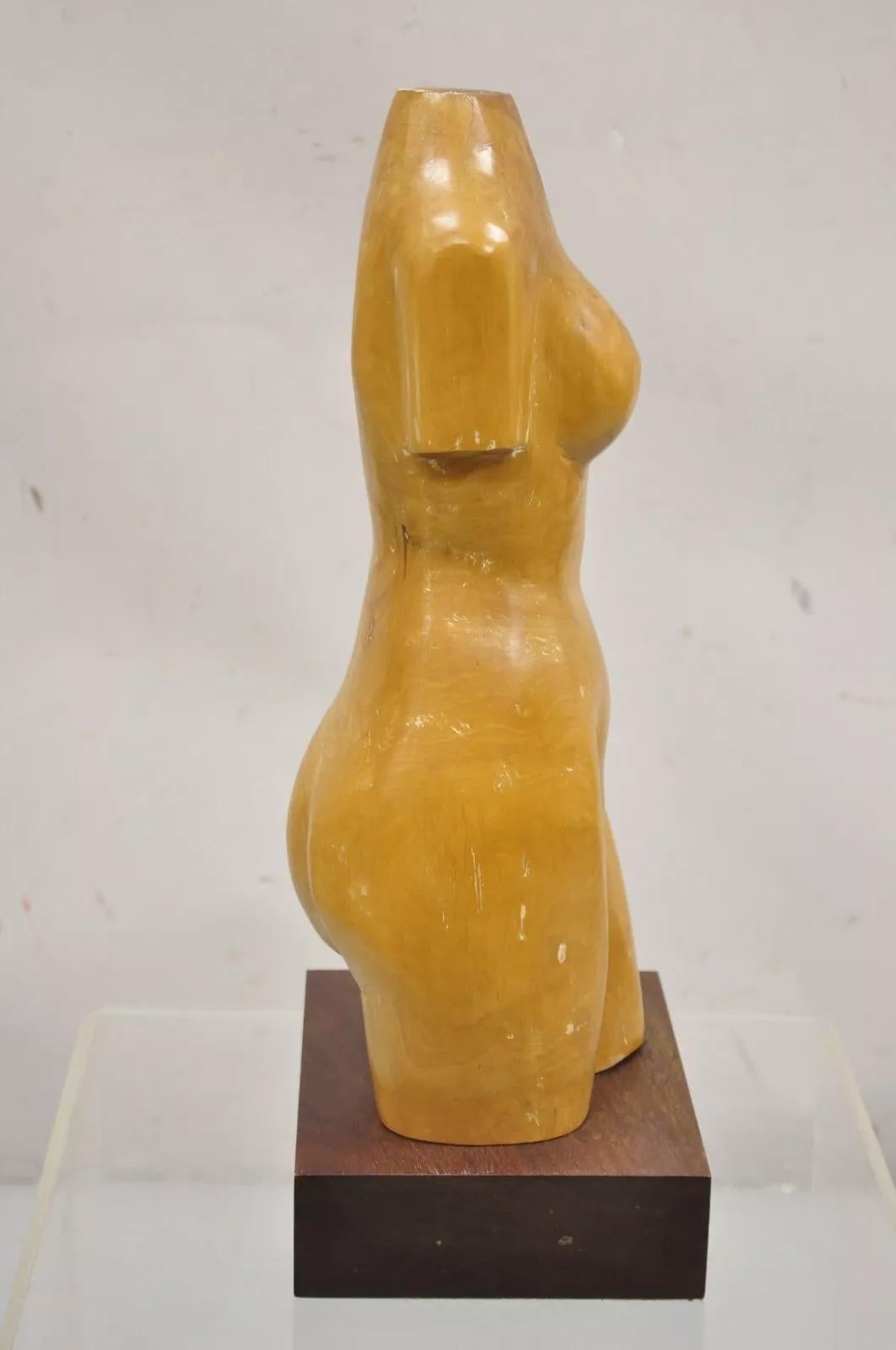 Bois Sculpture de torse de femme nue en bois massif sculpté, moderne du milieu du siècle dernier en vente