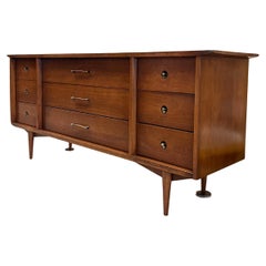 Vintage Mid Century Modern Solid Walnut 9 Drawer Dresser with Bow-Tie