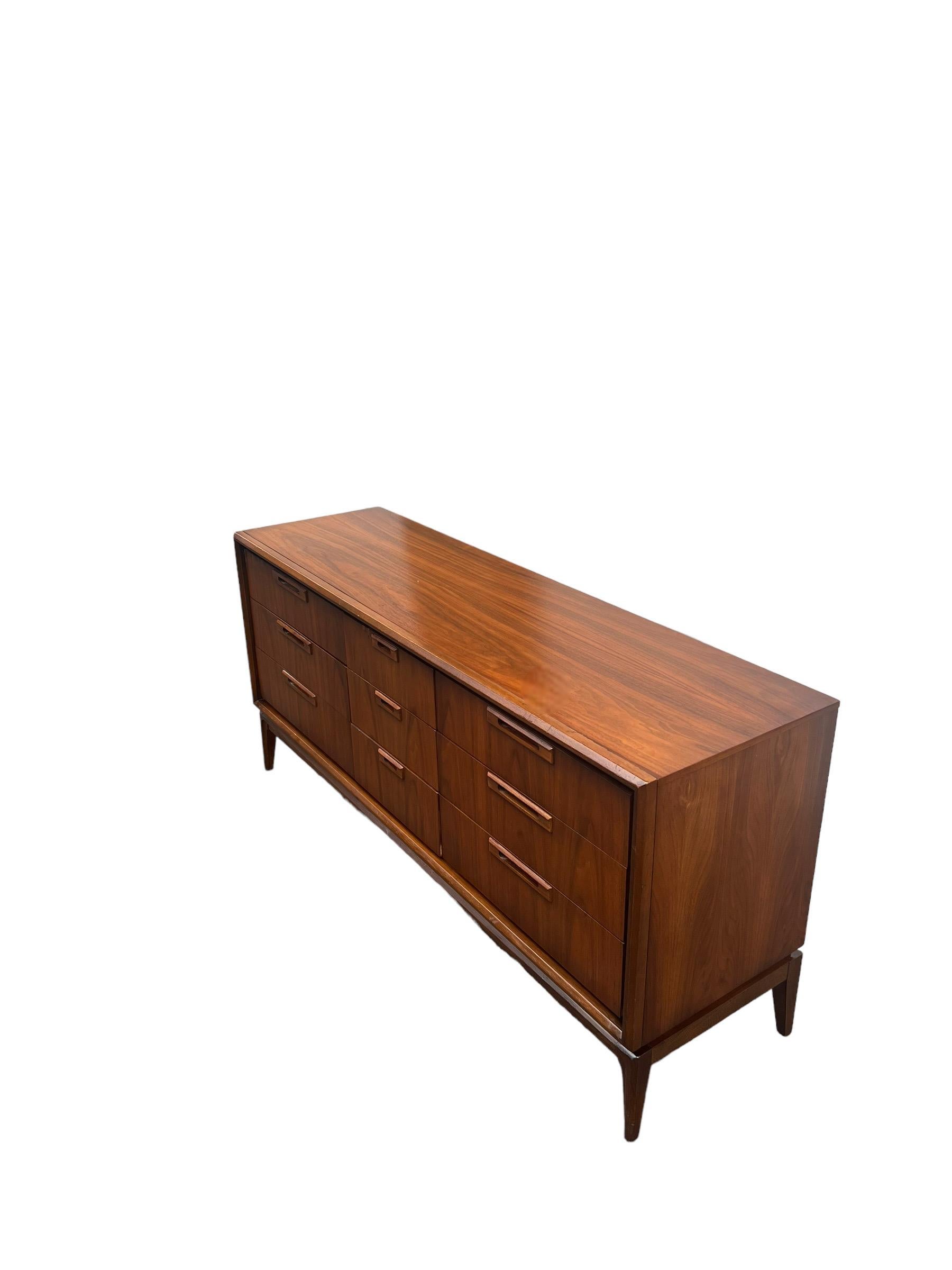 Vintage Mid Century Modern Solid Walnut Dresser and End Table Set For Sale 5
