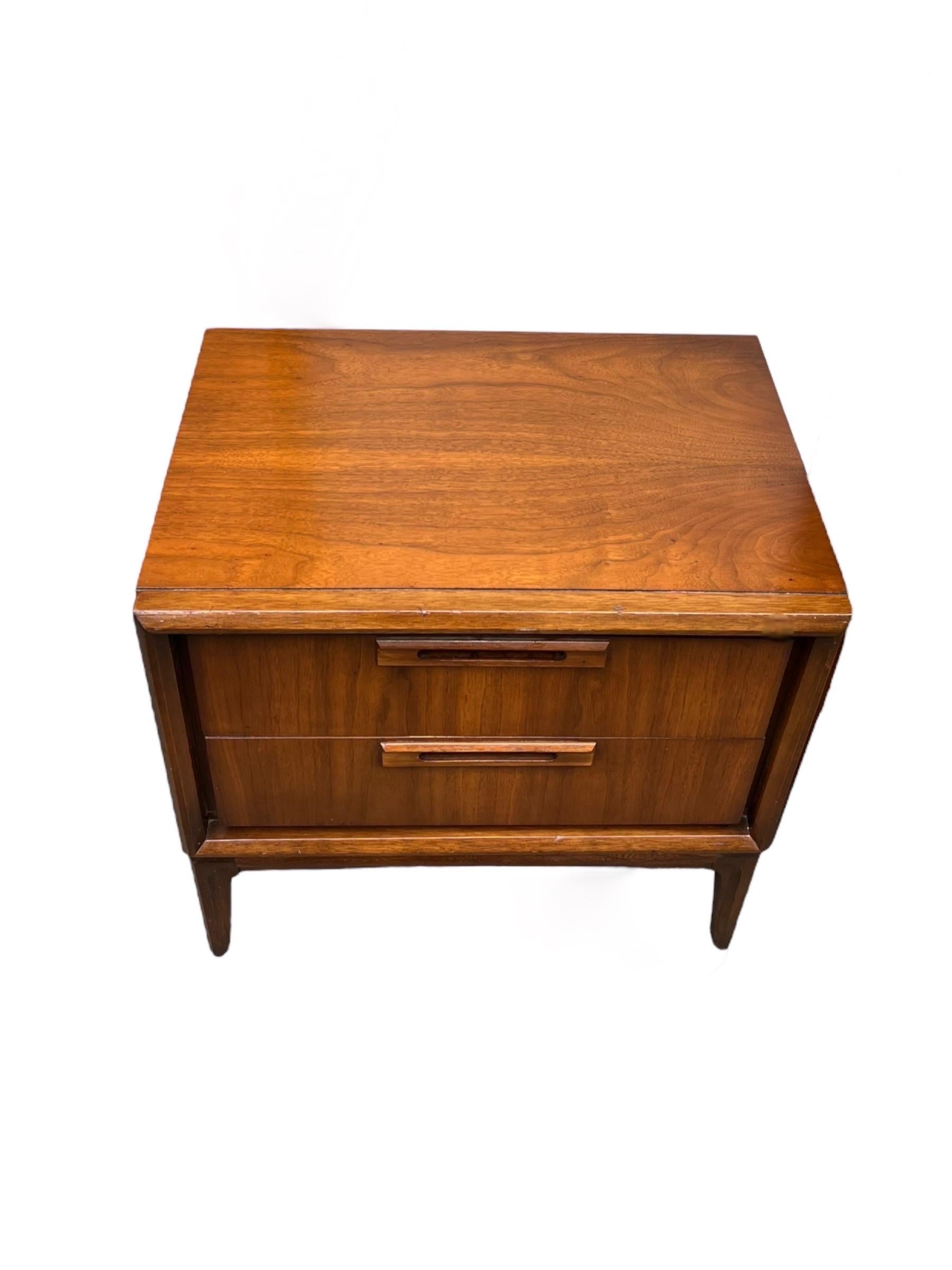 Vintage Mid Century Modern Solid Walnut Dresser and End Table Set In Good Condition For Sale In Seattle, WA