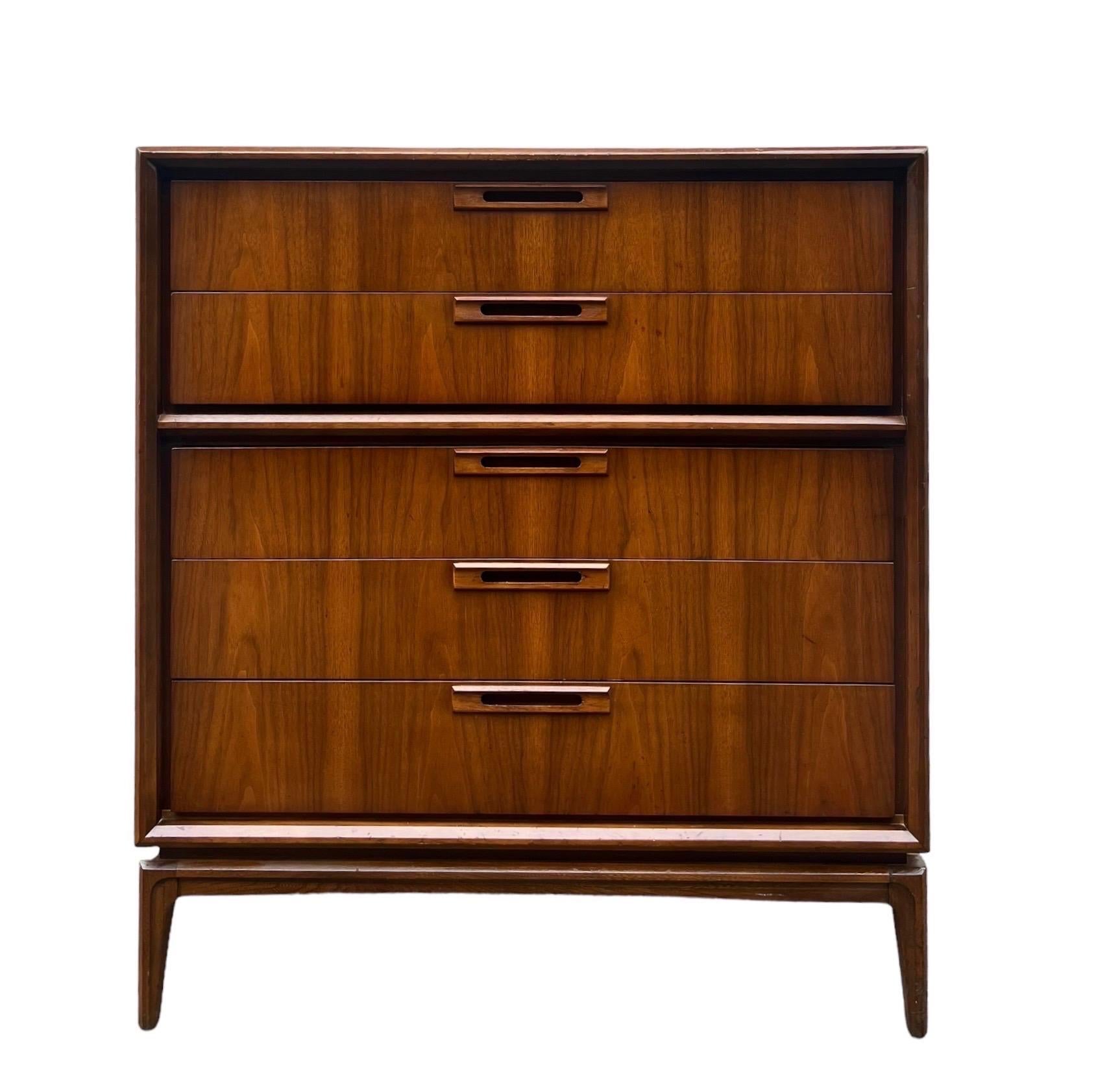 Vintage Mid Century Modern Solid Walnut Dresser Dovetail Drawers by Stanley 

Dimensions. 40 W ; ; 20 D ; 45 H