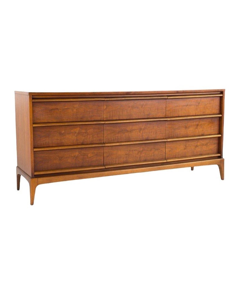 Late 20th Century Vintage Mid-Century Modern Solid Walnut Dresser Set by Lane