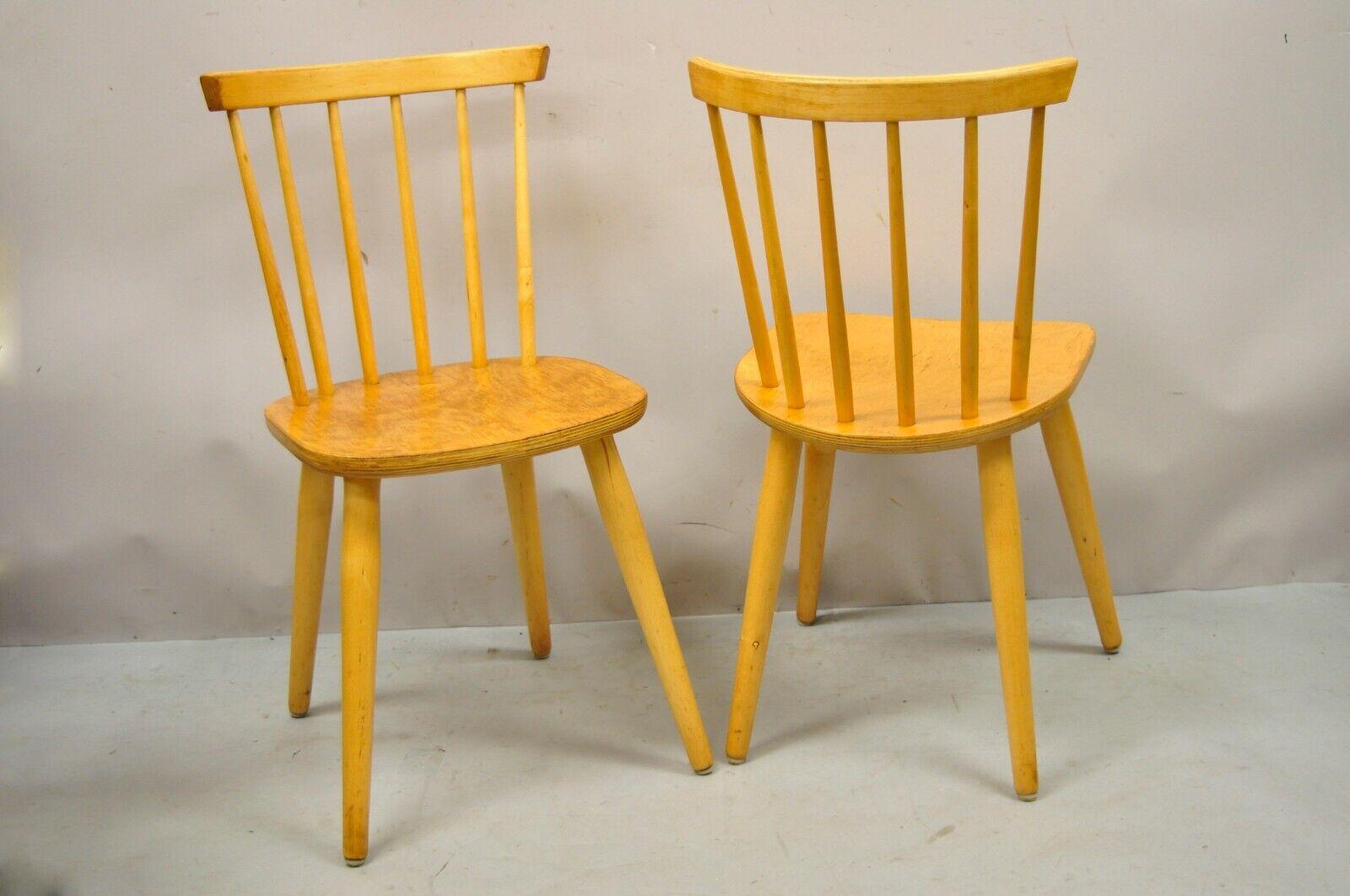 Vintage Mid-Century Modern Spindle Bush Birch Maple Side Chairs, a Pair In Good Condition For Sale In Philadelphia, PA