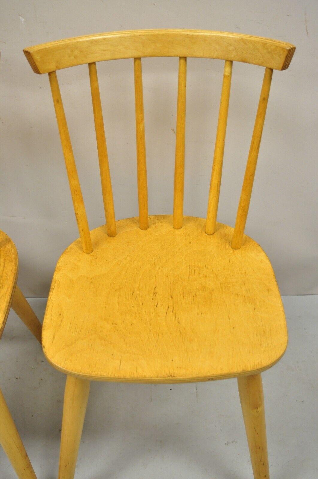 20th Century Vintage Mid-Century Modern Spindle Bush Birch Maple Side Chairs, a Pair For Sale