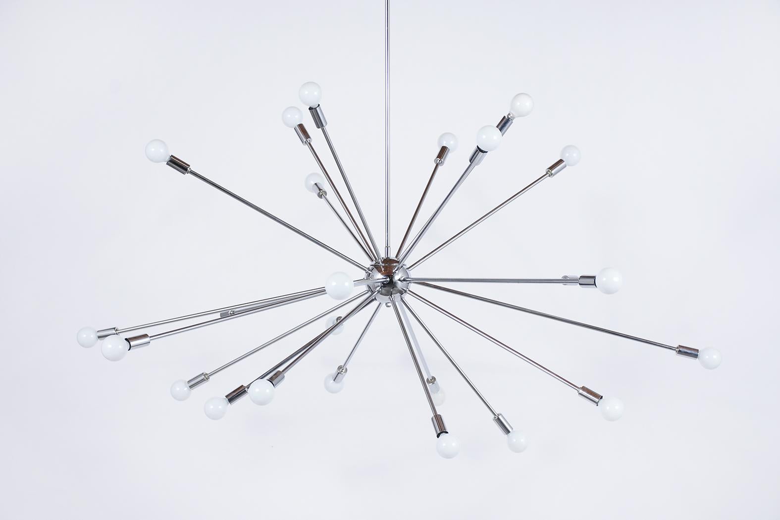 Lustre Spoutnik : Luminaires modernes du milieu du siècle dernier restaurés en vente 2