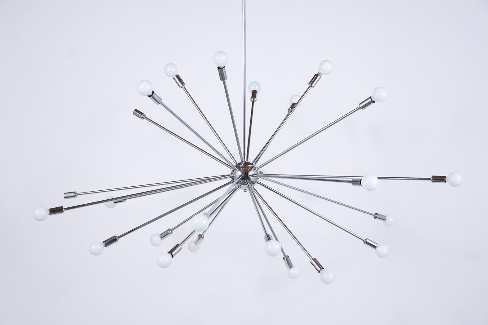 Lustre Spoutnik : Luminaires modernes du milieu du siècle dernier restaurés en vente 1
