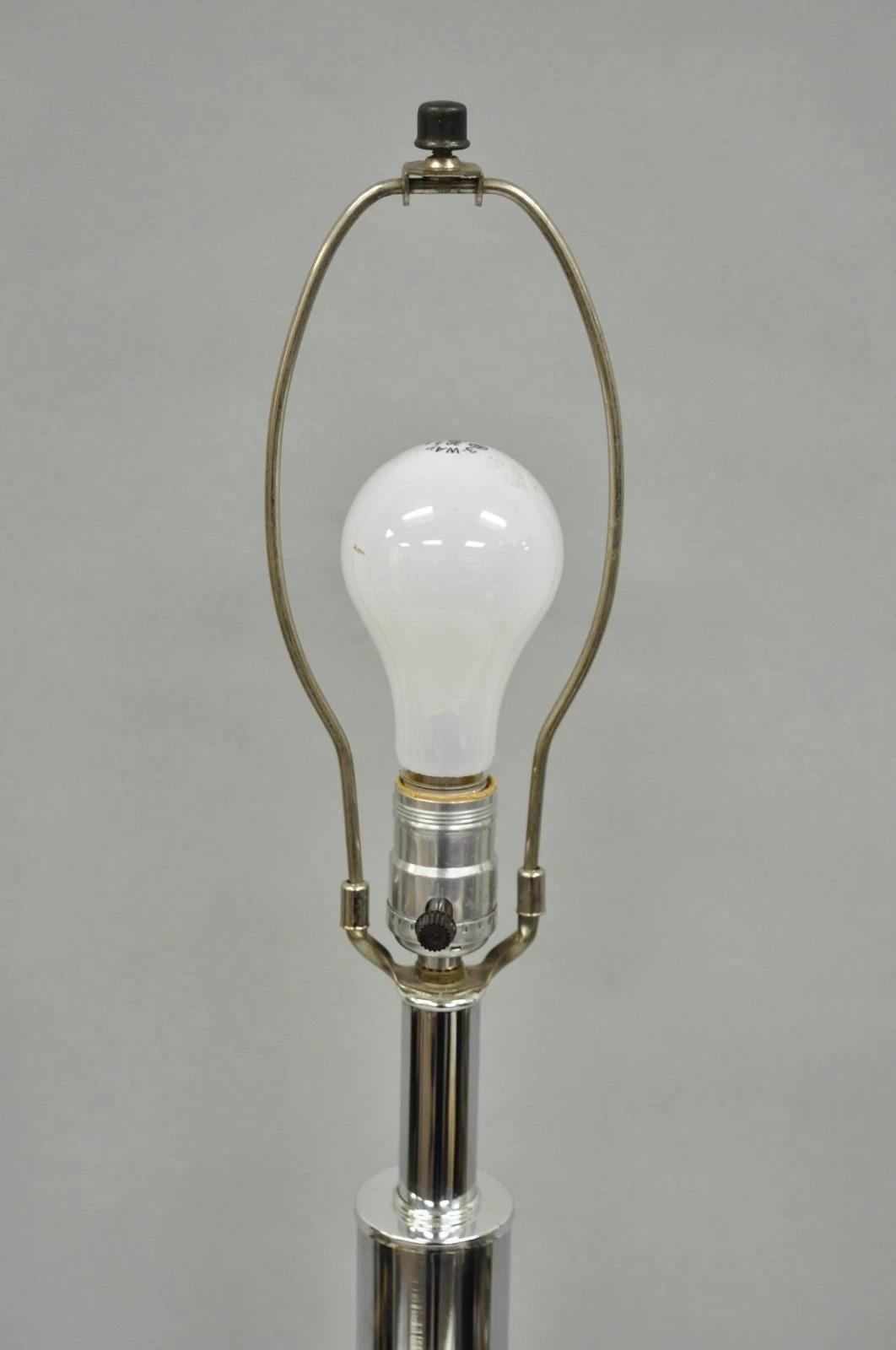 Vintage Mid Century Modern Stacked Chrome & Brass Cylinder Column Table Lamp In Good Condition For Sale In Philadelphia, PA