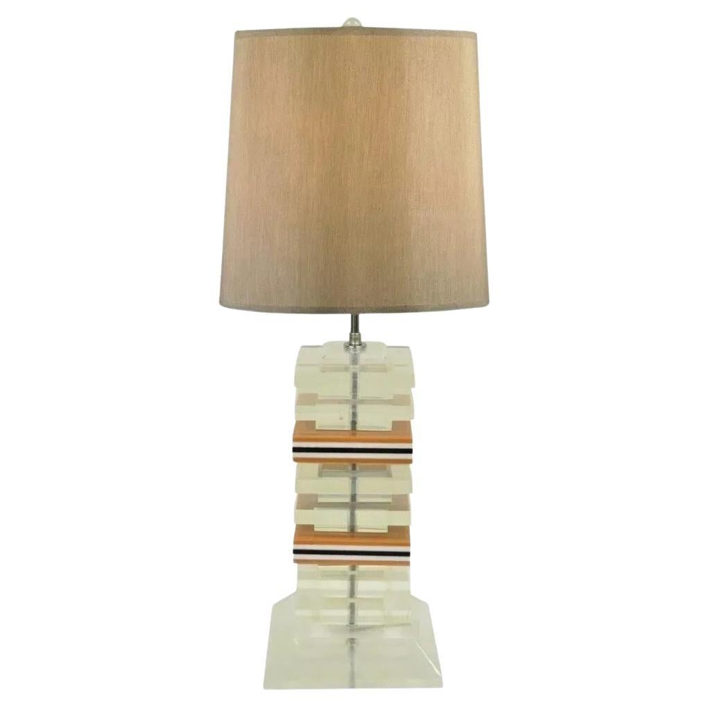 Vintage-Tischlampe mit Wolkenkratzer aus gestapeltem Lucite und Acryl, Mid-Century Modern