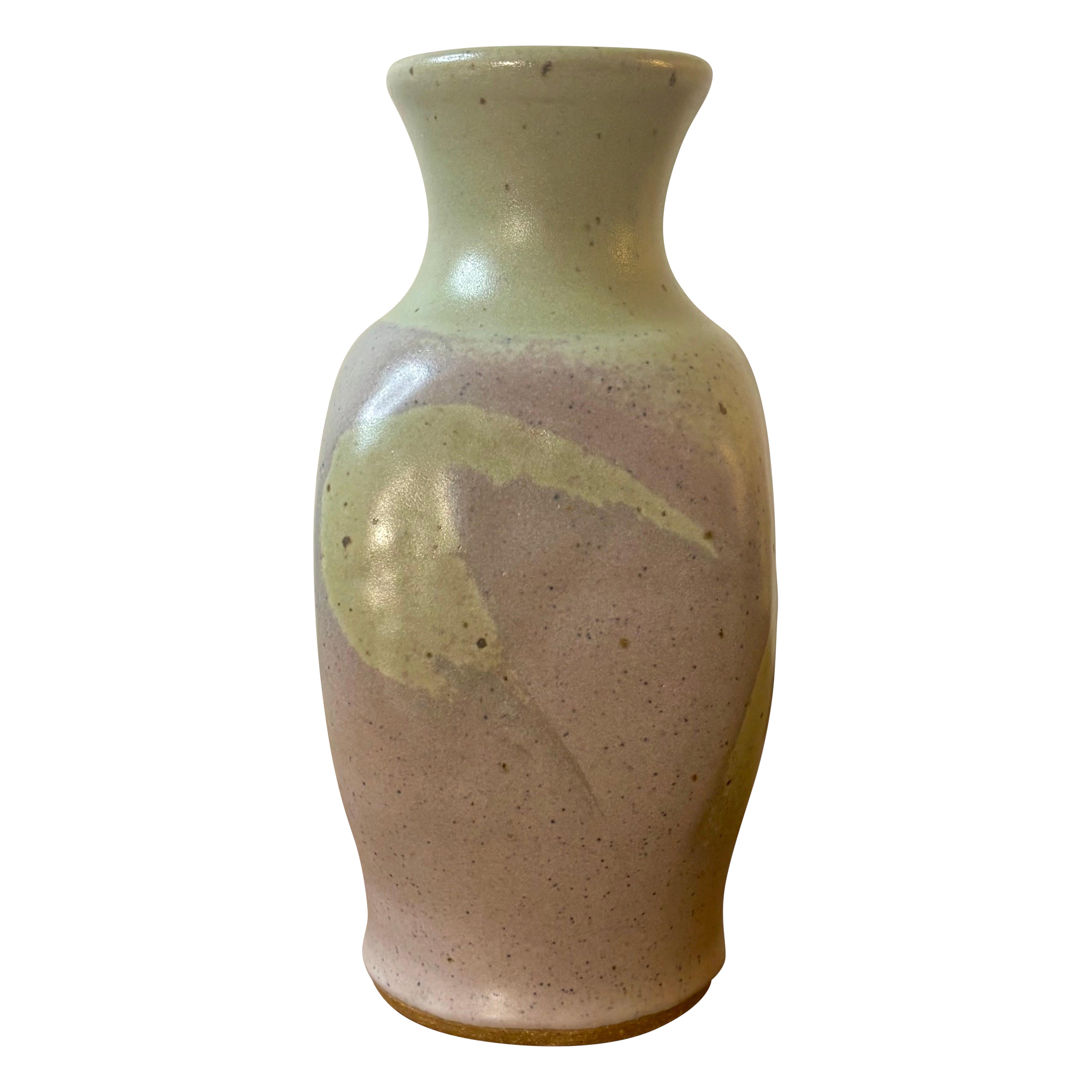 Vintage Mid-Century Modern Studio Pottery Vase, Signé