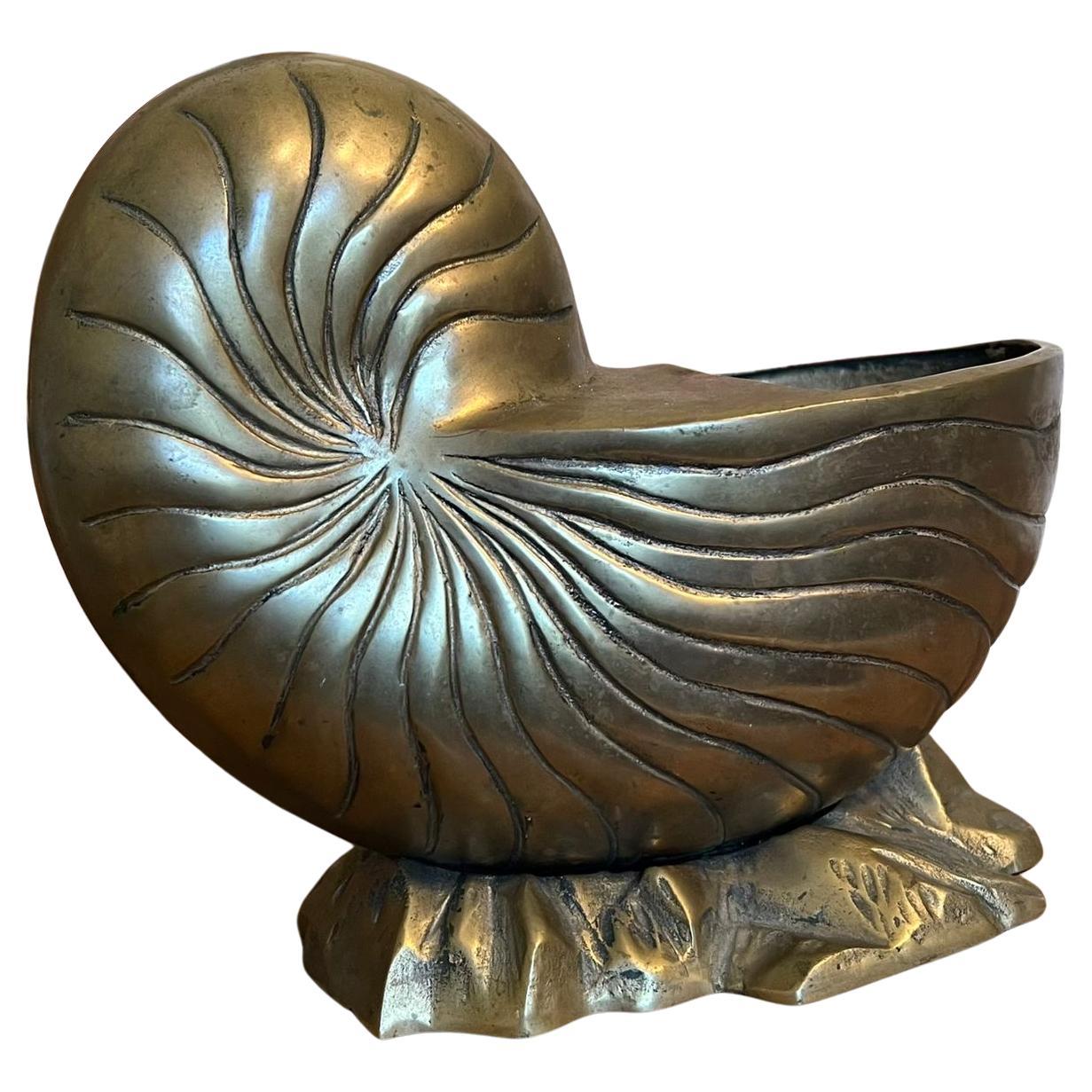 Vintage Mid Century Modern style laiton nautilus Sea Nail Shell Vase planter Deco