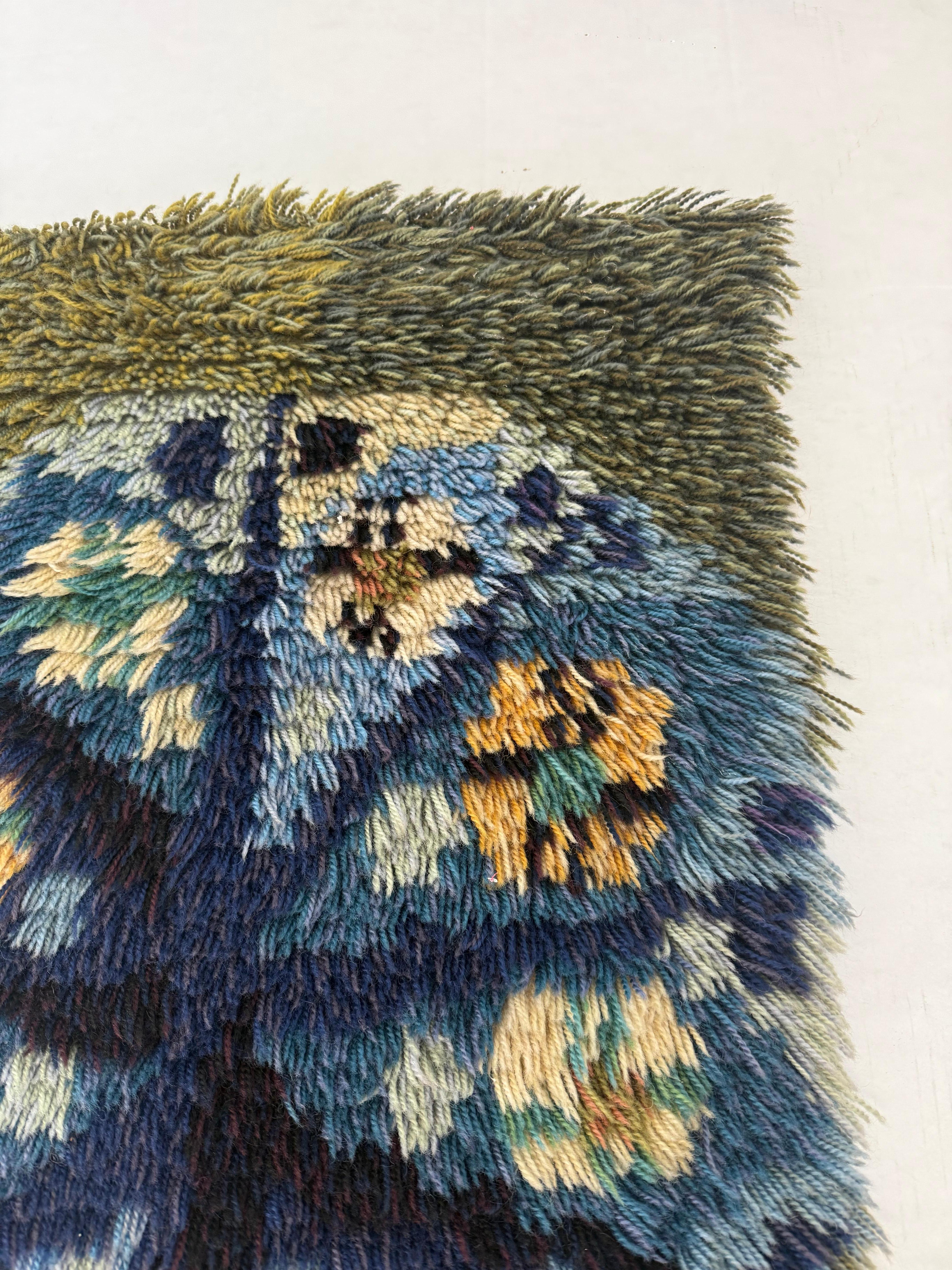 Vintage Mid Century Modern Style Handmade Wool Shag Wall Hanging Fiber Art (Textil) im Angebot
