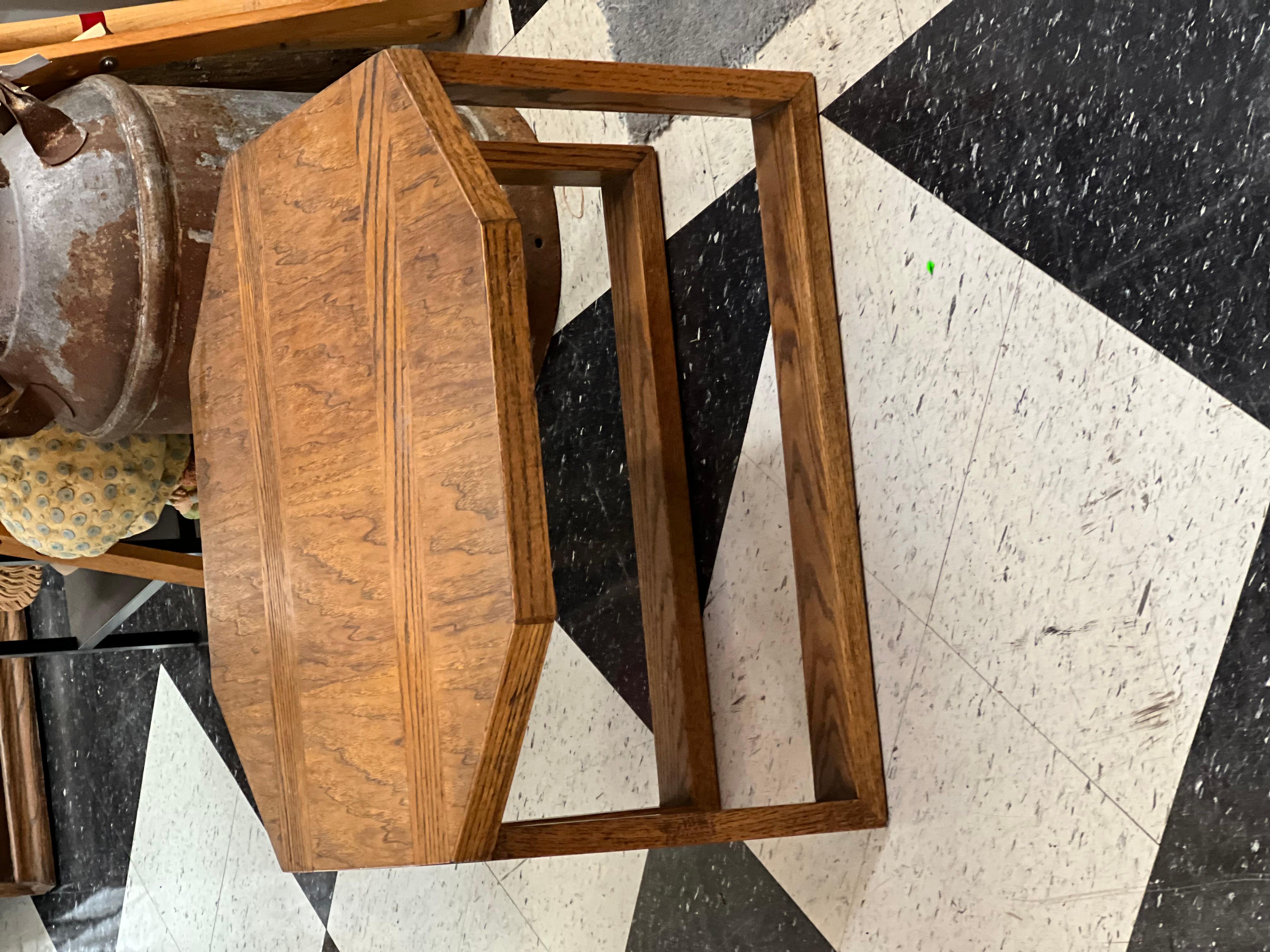 Table en bois vintage de style moderne du milieu du siècle dernier Bon état - En vente à Seattle, WA