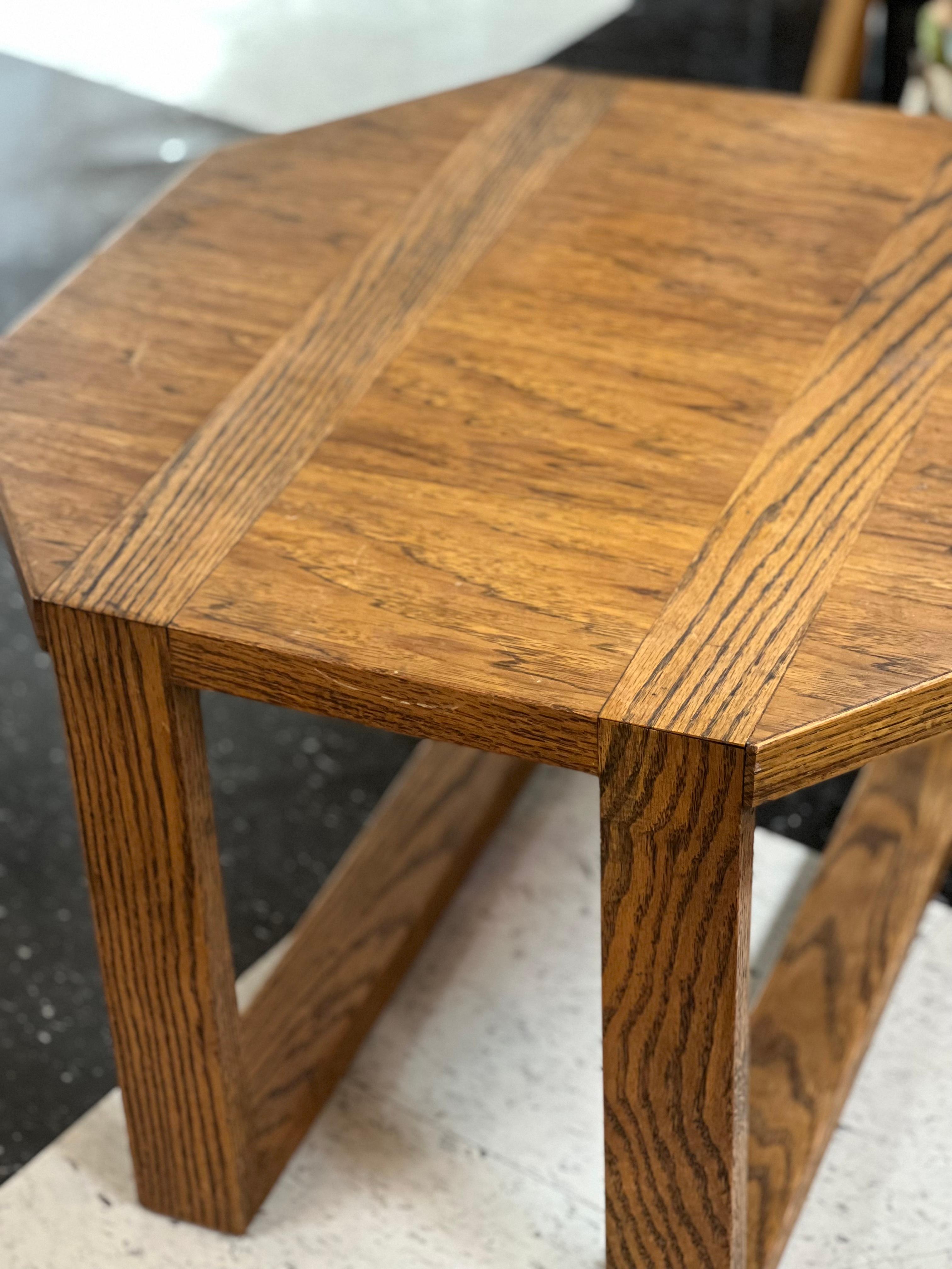 Table en bois vintage de style moderne du milieu du siècle dernier en vente 3