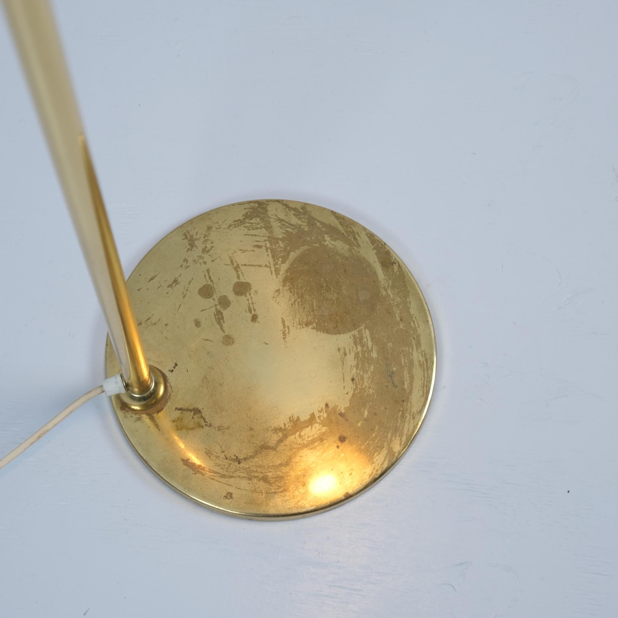 Metal Vintage Mid-Century Modern Swedish Öia Floor Lamp in Brass & Green Shade, 1970s For Sale
