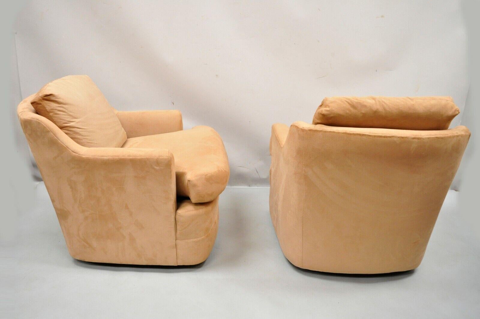 Vintage Mid-Century Modern Swivel Brown Upholstered Lounge Club Chairs, a Pair For Sale 2