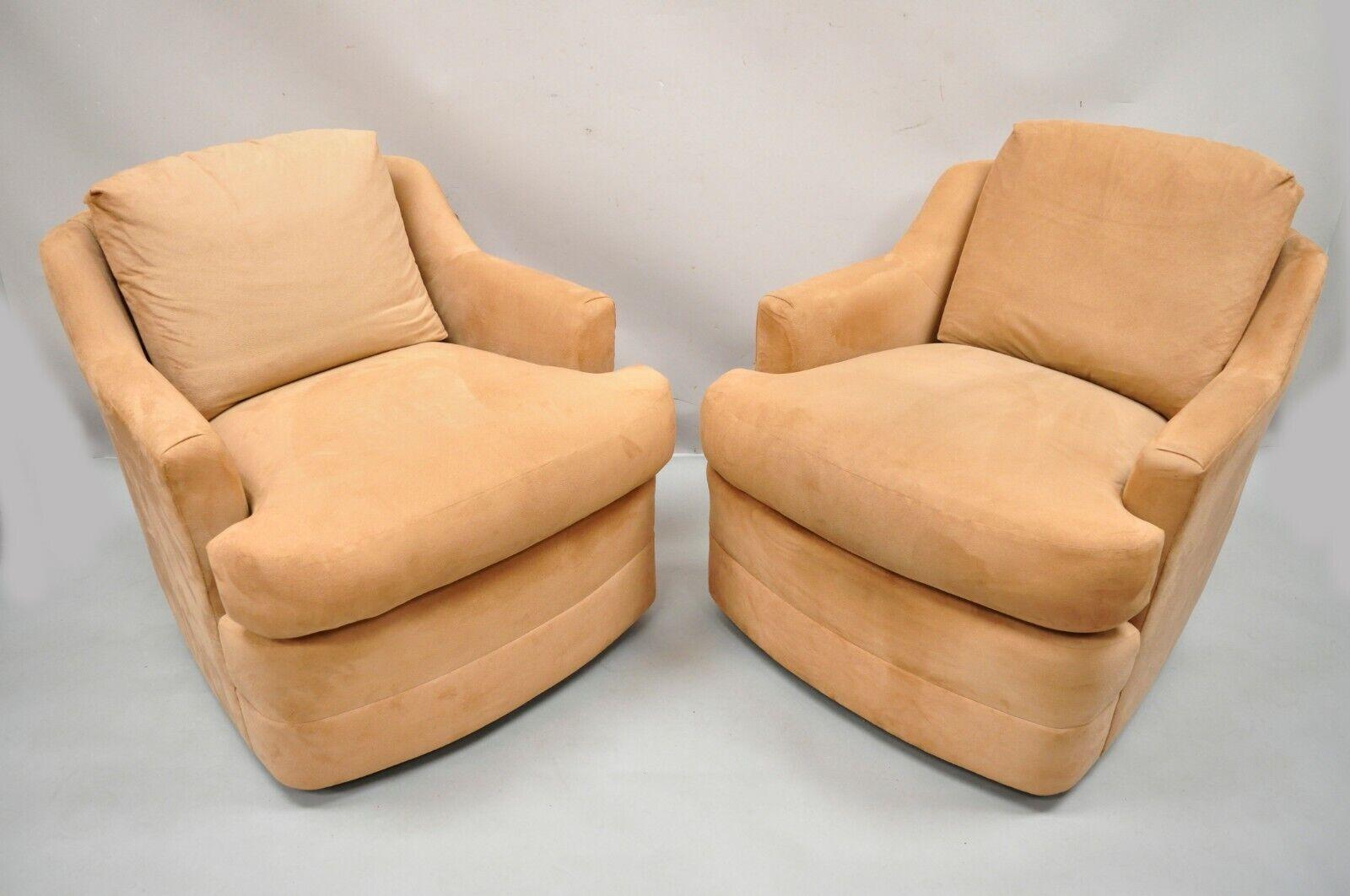 Vintage Mid-Century Modern Swivel Brown Upholstered Lounge Club Chairs, a Pair For Sale 4