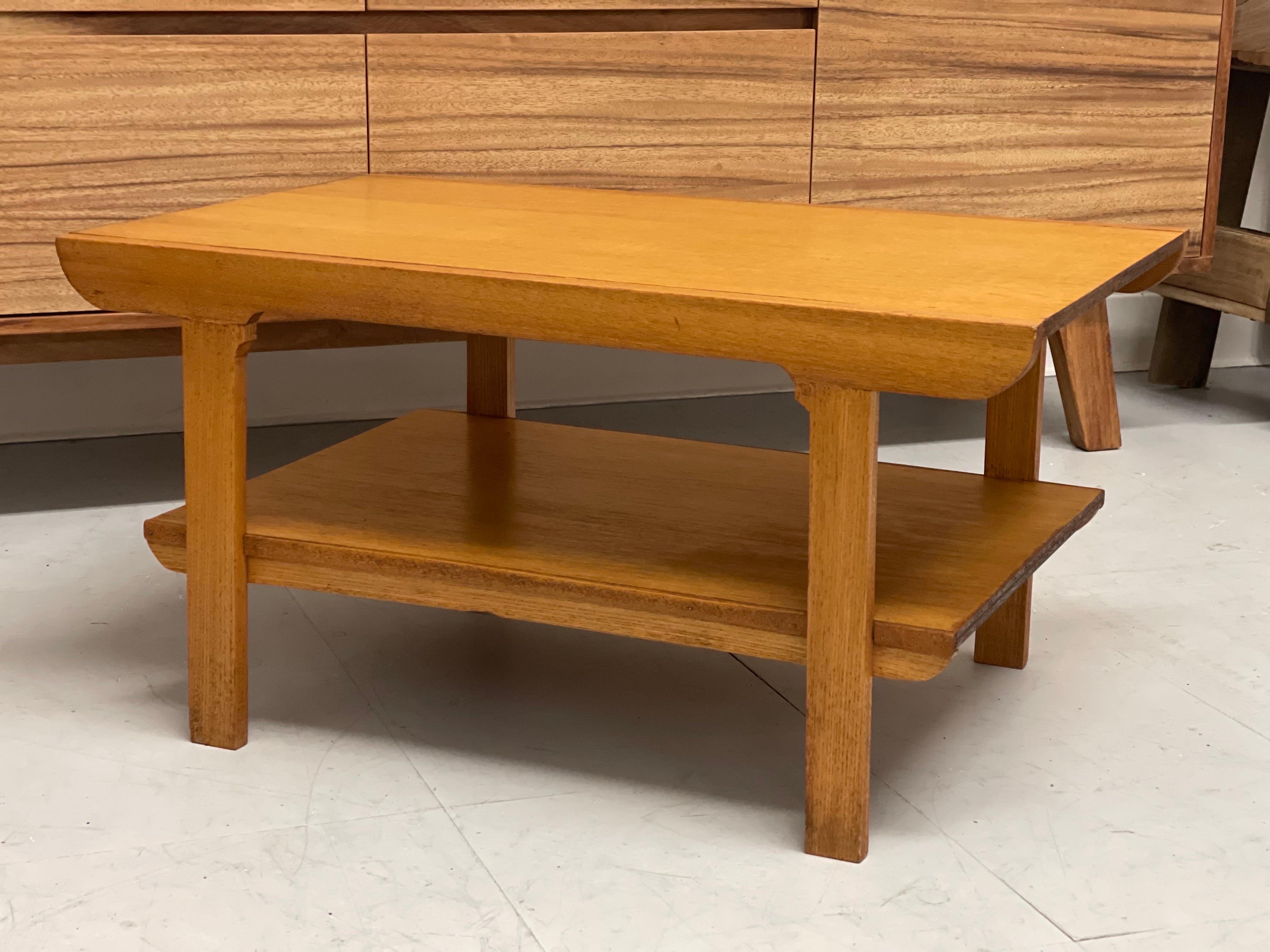 Tavolo Vintage Mid Century Modern. Importazione Uk In condizioni buone in vendita a Seattle, WA