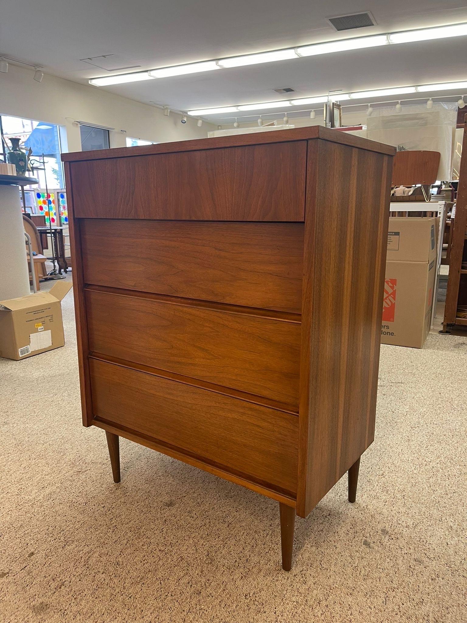 Vintage Mid Century Modern Tallboy Dresser Dovetail Drawers For Sale at