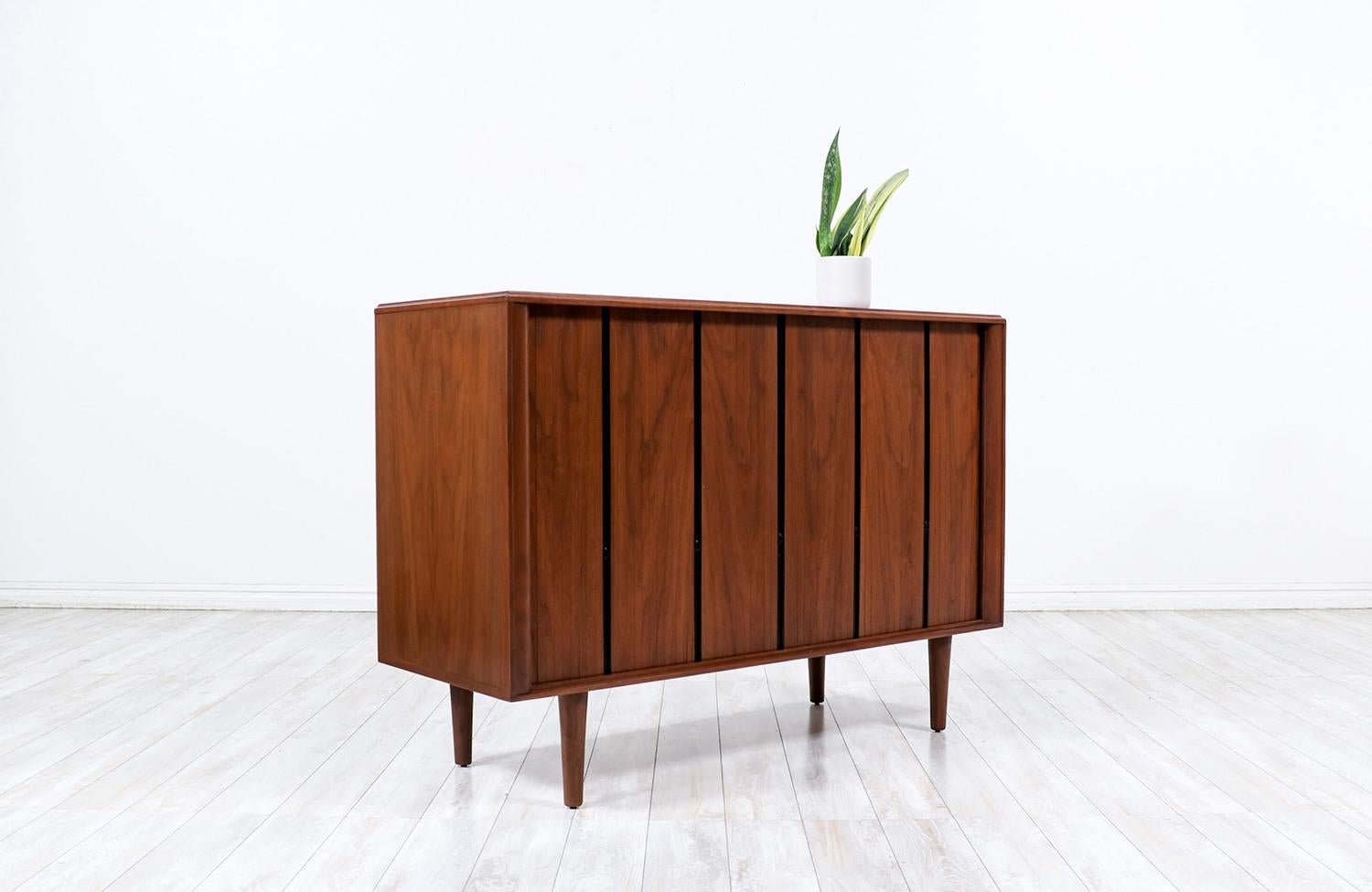 Transforming a piece of Mid-Century Modern furniture is like bringing history back to life, and we take this journey with passion and precision. With over 17 years of artisanal expertise, our Los Angeles studio is a haven where vintage treasures are
