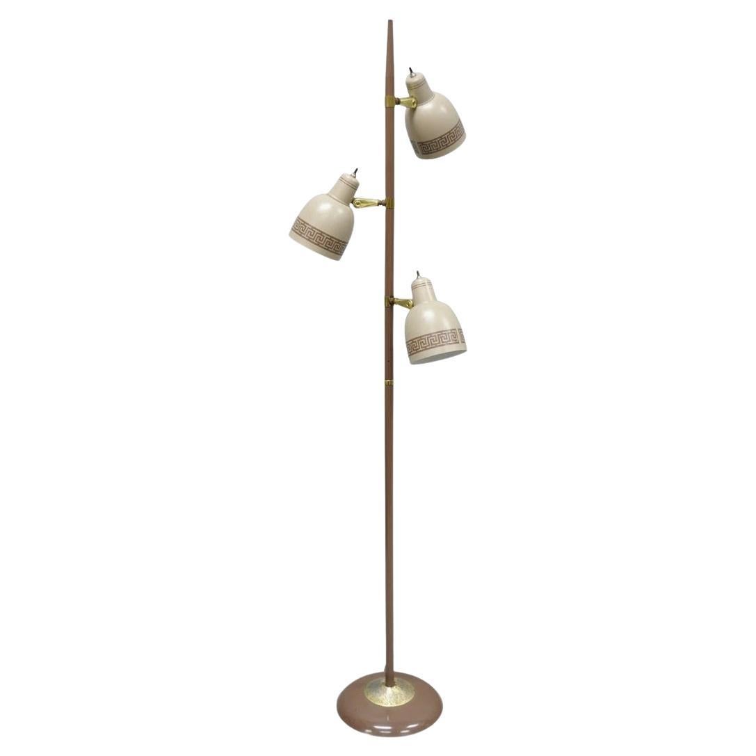 Lampadaire Vintage Mid Century Modern Taupe Triennial Greek Key Shade en vente