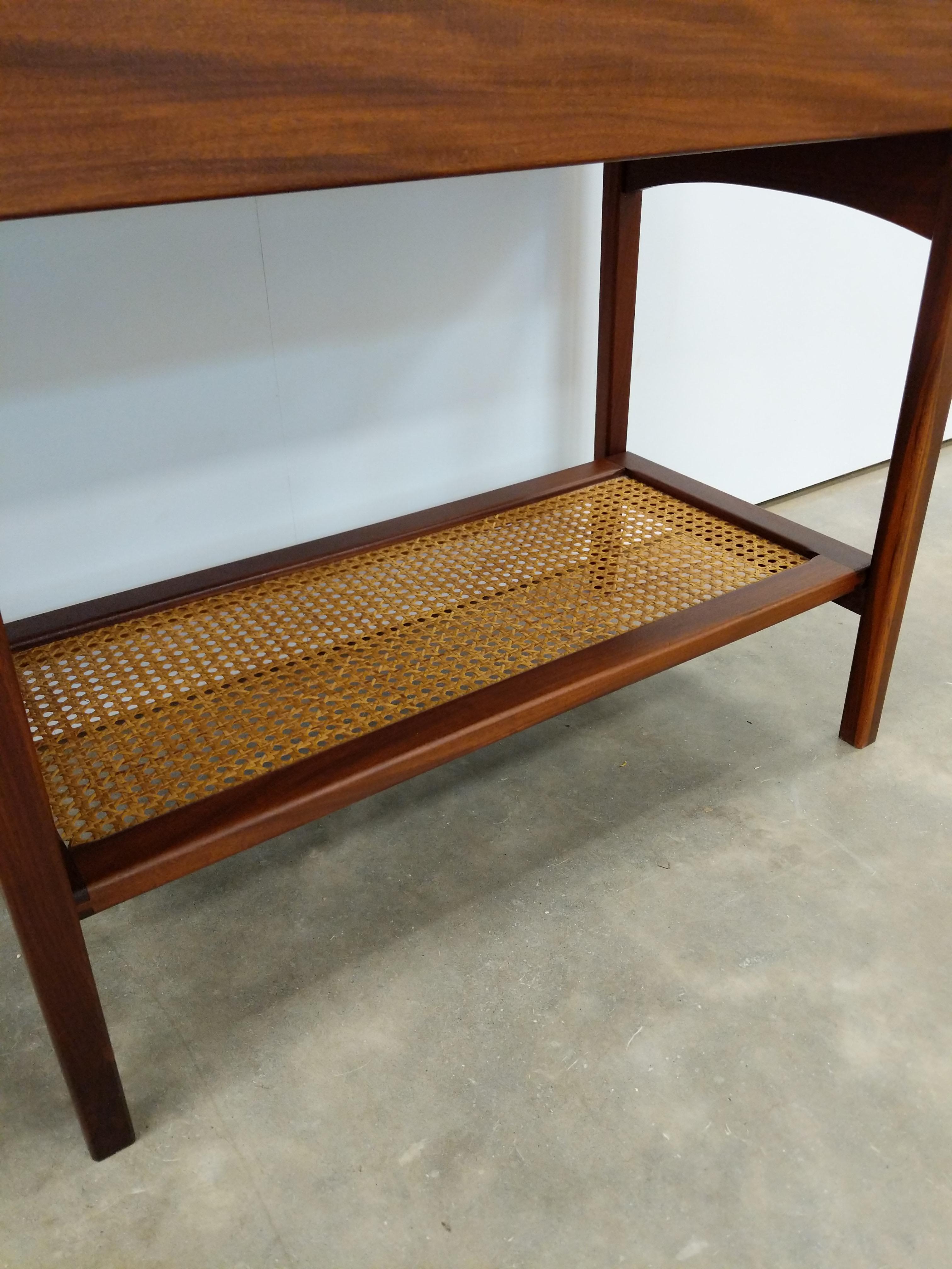Teck Table d'appoint en teck Vintage Mid Century Modern en vente