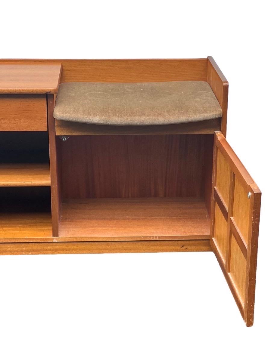Vintage Mid-Century Modern Teak Bench Entryway Cabinet, UK Import In Good Condition In Seattle, WA