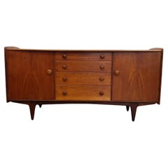 Credenza in teak vintage del Mid Century Modern di A. Younger