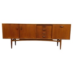 Credenza vintage de teca moderna de mediados de siglo de G Plan