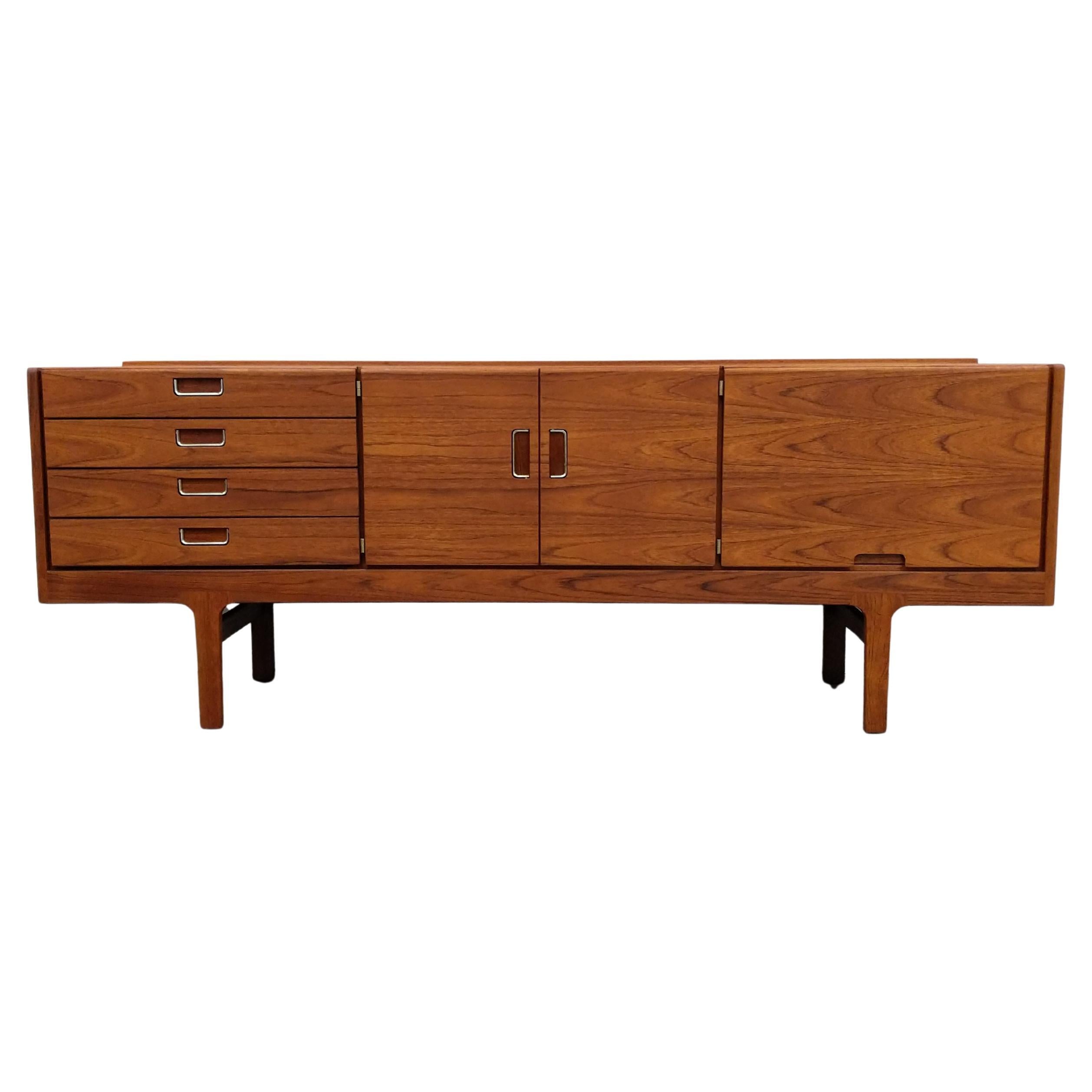 Vintage Mid Century Modern Teak Credenza by Meredew For Sale