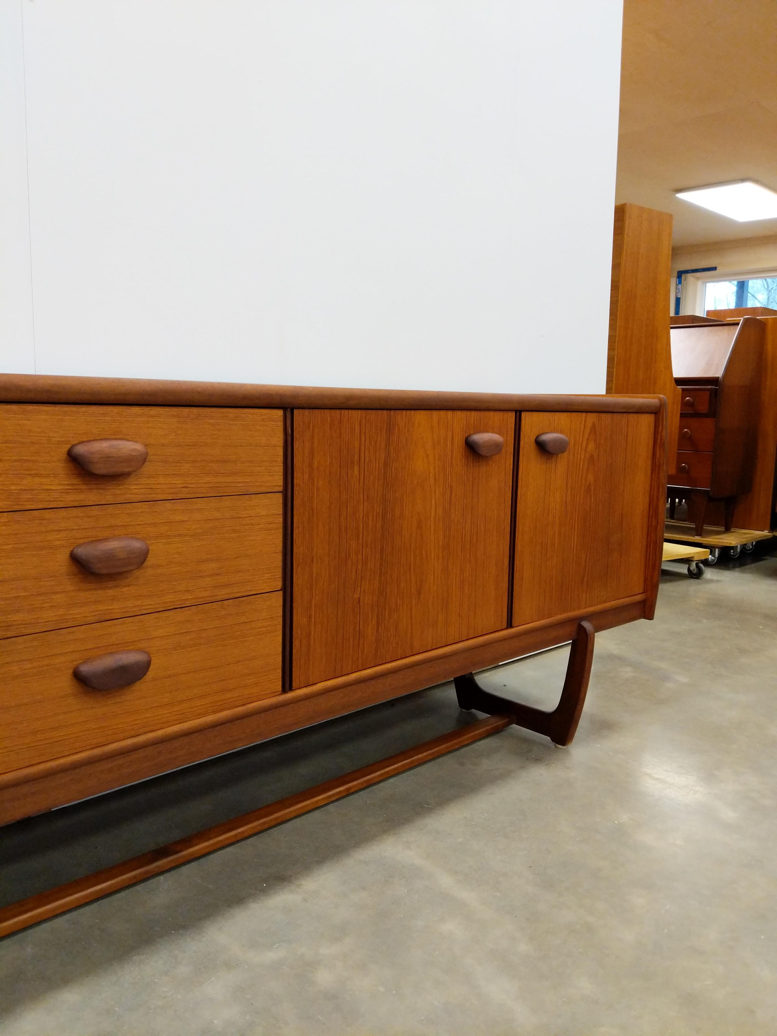 Vintage Mid Century Modern Teak Credenza by Portwood For Sale 2