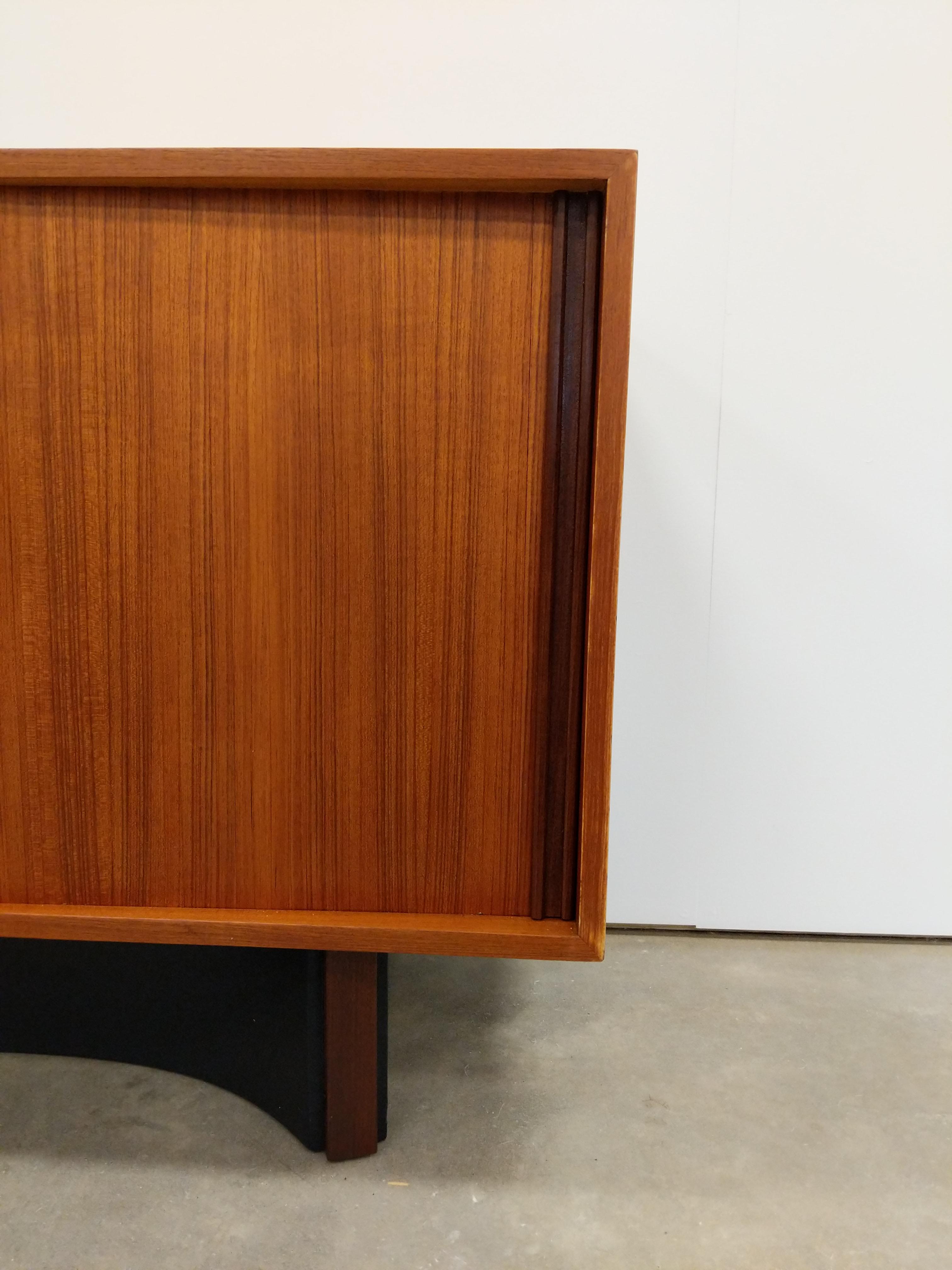 Vintage Mid Century Modern Teak Credenza by RS Associates 3
