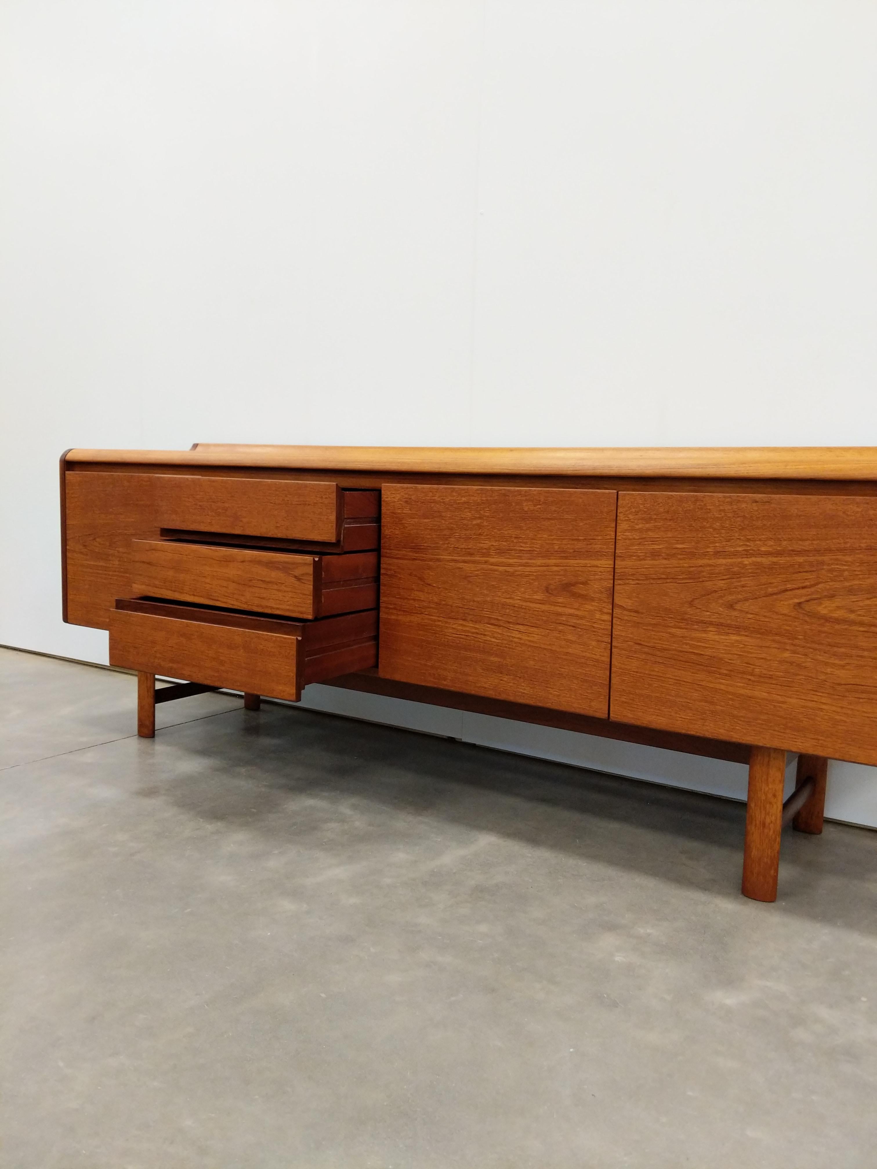Mid-Century Modern Vintage Mid Century Modern Teak Credenza by White and Newton For Sale