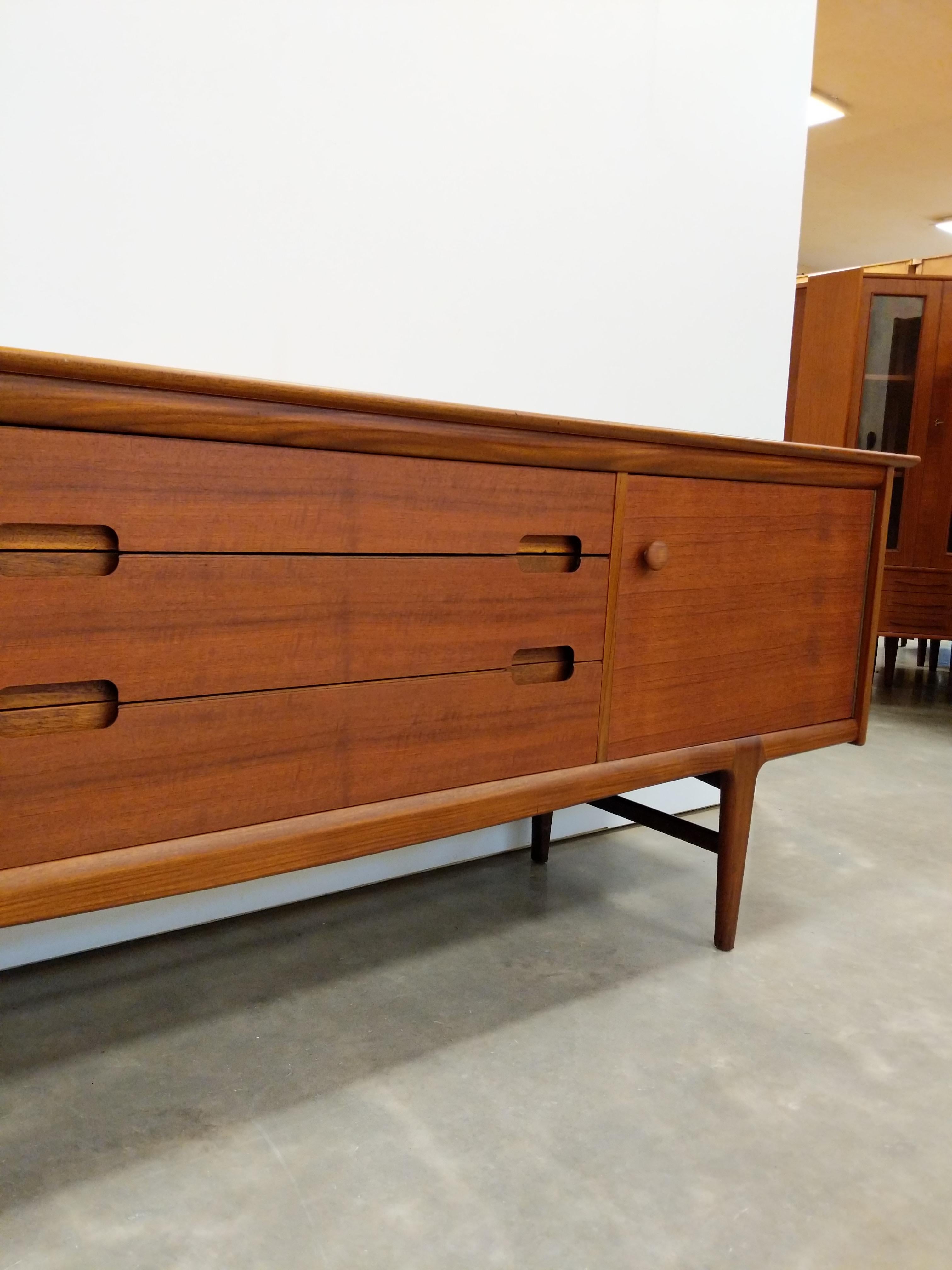 Vintage Mid Century Modern Teak Credenza by Younger For Sale 2