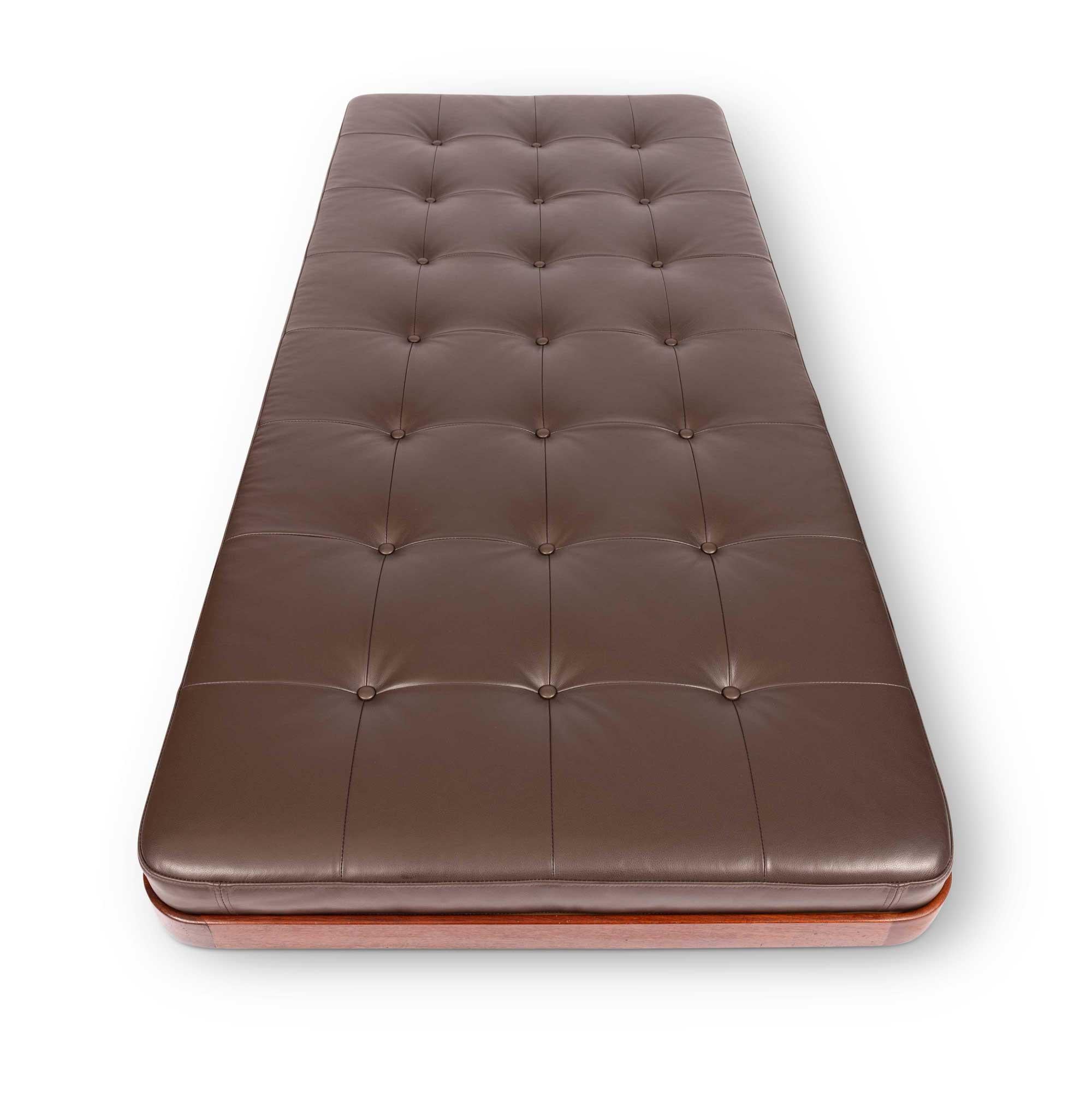 Vintage Mid-Century Modern Teak Daybed in Tufted Brown Leather 3