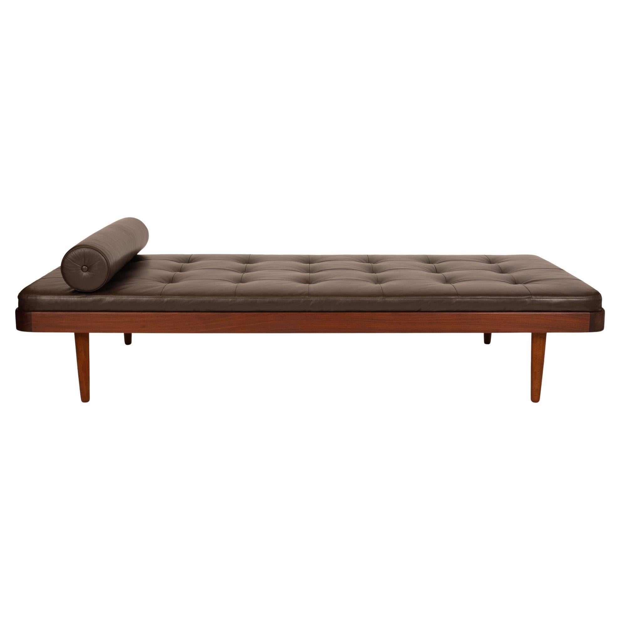 Vintage Mid-Century Modern Teak Daybed in Tufted Leather
