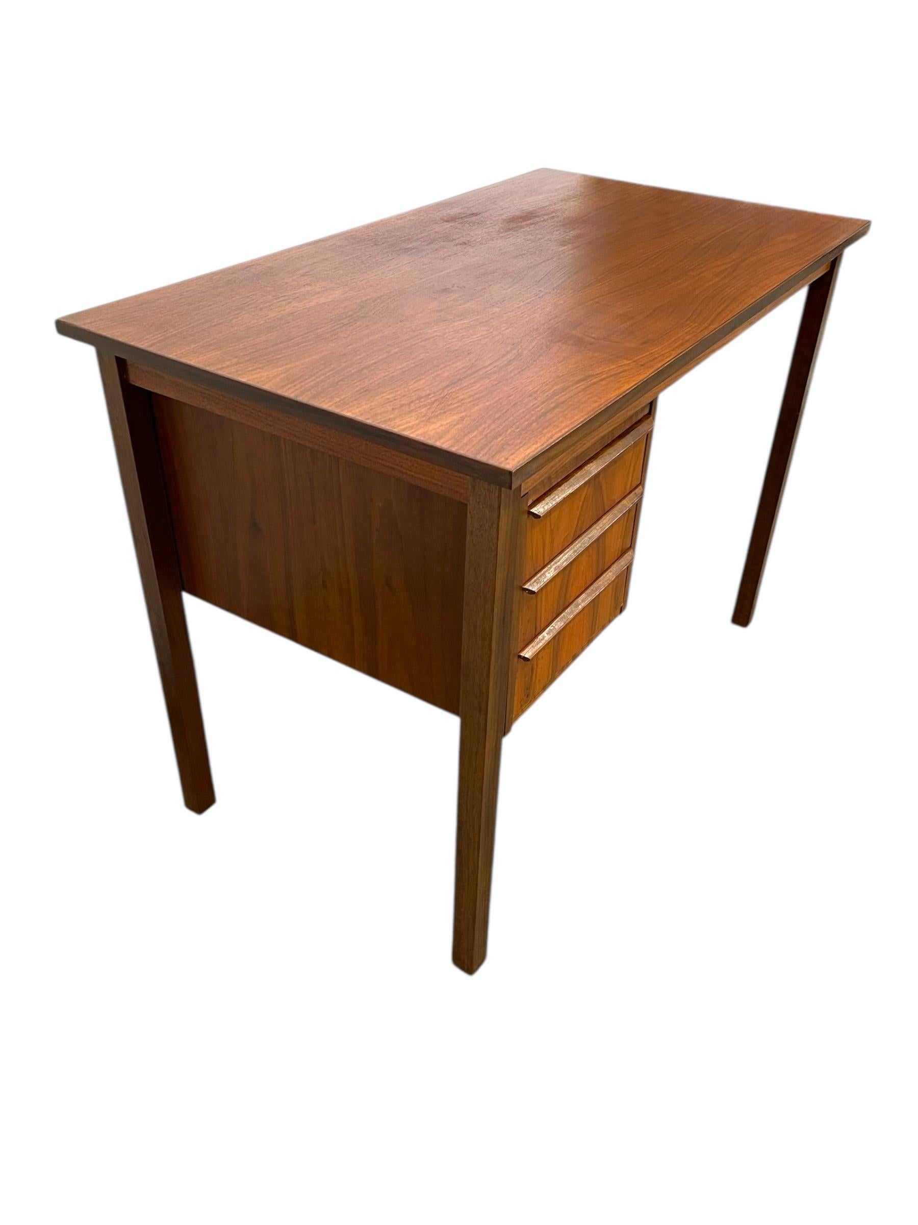 Vintage Mid-Century Modern Teak Desk with Sculpted Handles. Made in Denmark. For Sale 1