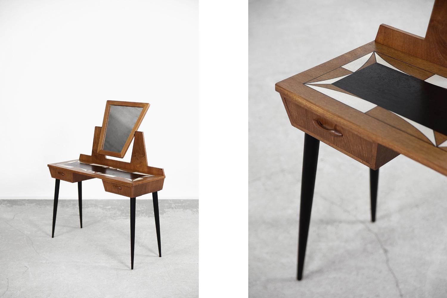 Vintage Mid-Century Modern Teak Dressing Table with Mirror&Hand Painted Tabletop In Good Condition In Warszawa, Mazowieckie