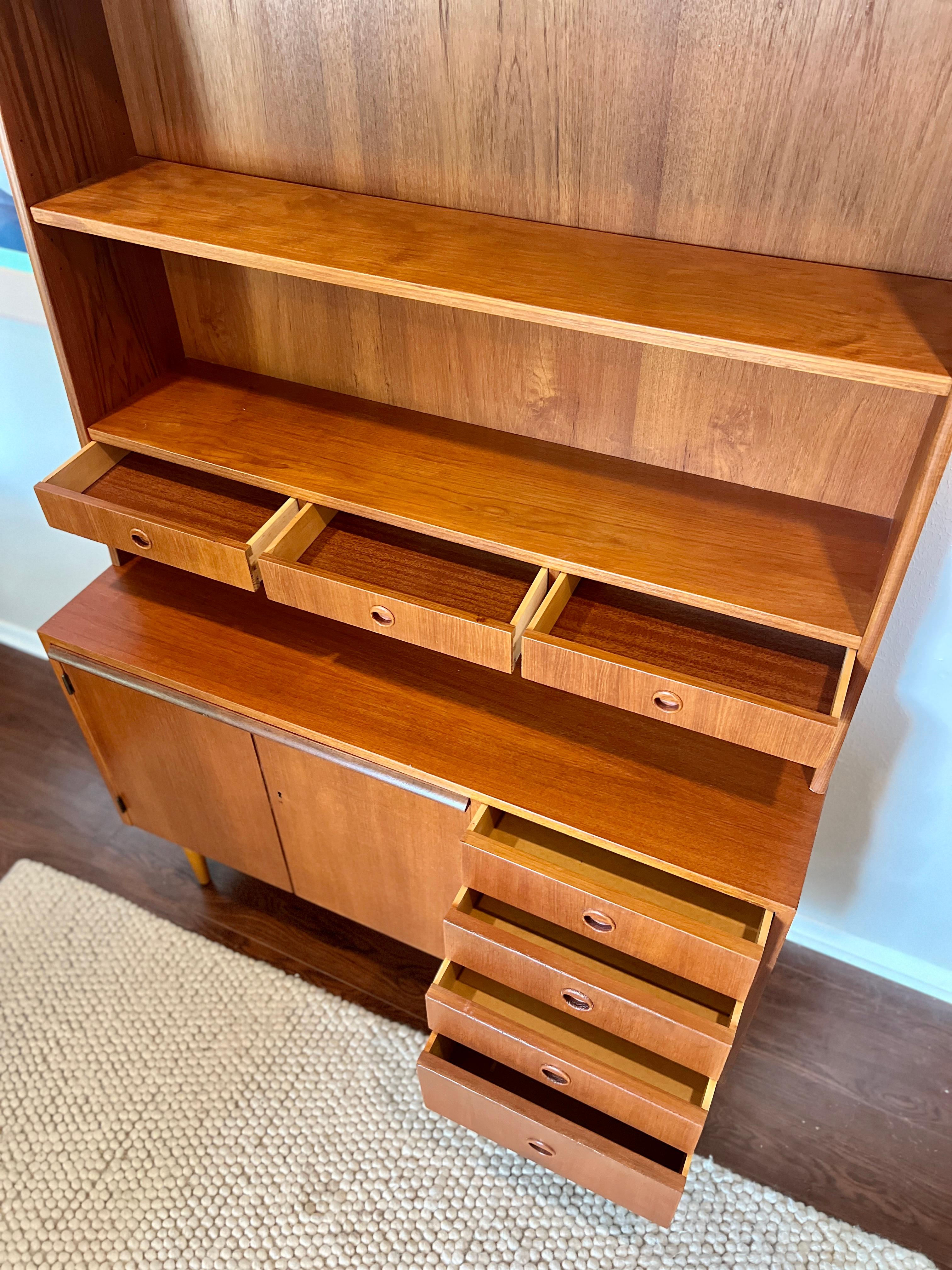 Vintage Mid-Century Modern Teak Hutch with a Pullout Desk 5