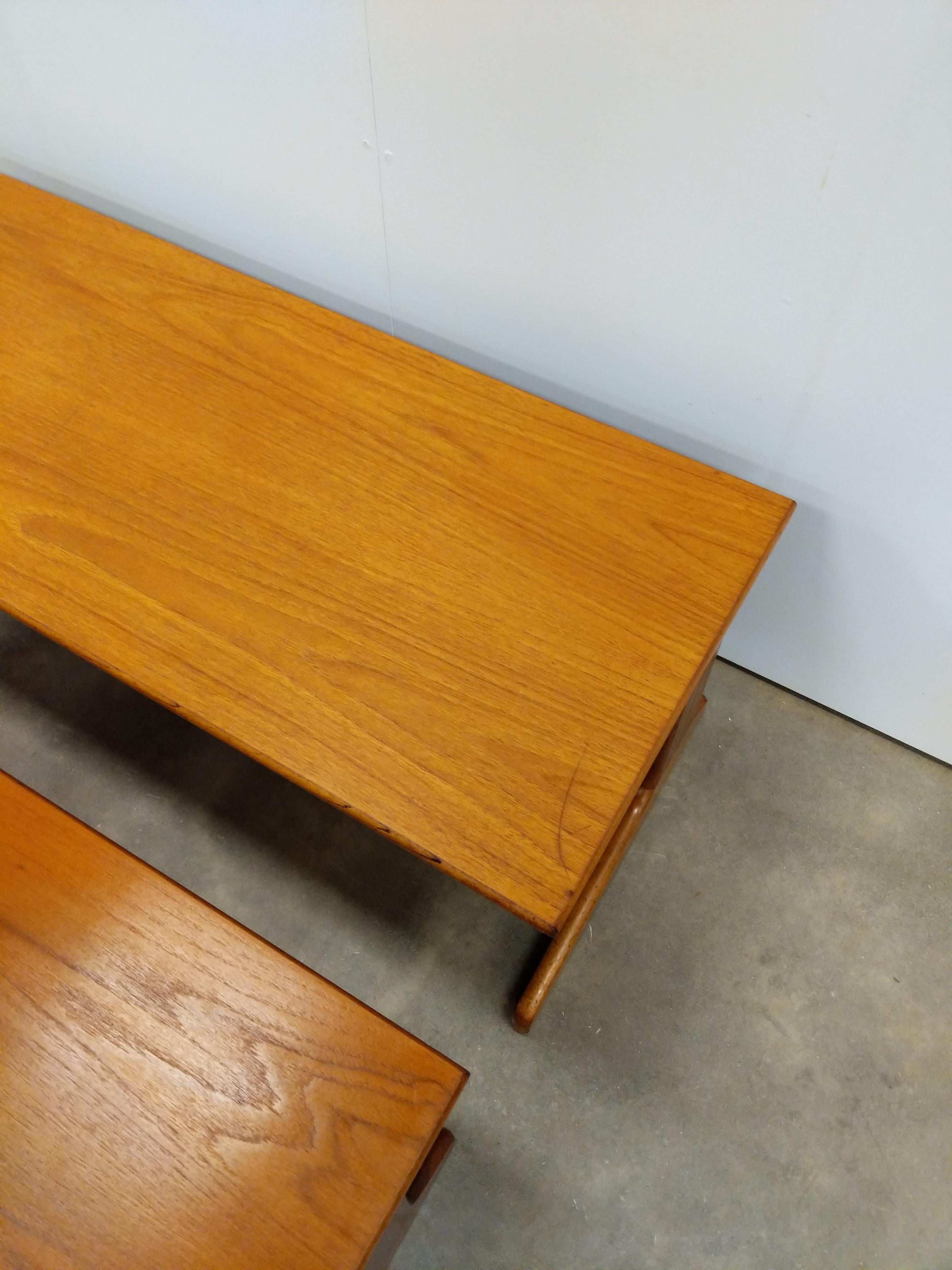 Vintage Mid Century Modern Teak Nesting Tables by Portwood In Good Condition For Sale In Gardiner, NY