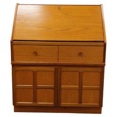 Scrivania in teak vintage del Mid Century Modern di Nathan