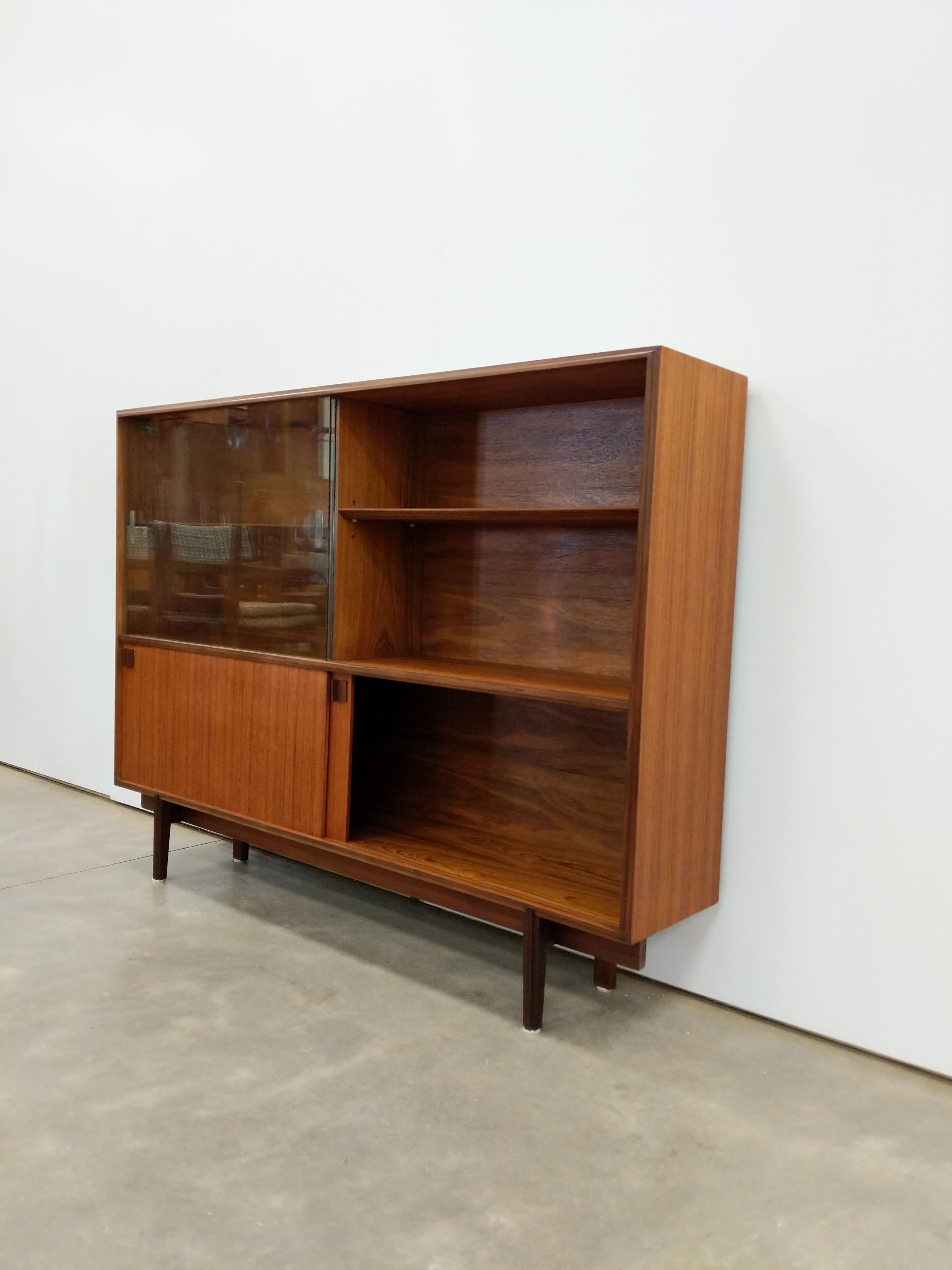 Mid-Century Modern Vintage Mid Century Modern Teak Sideboard / Cabinet by Beaver & Tapley