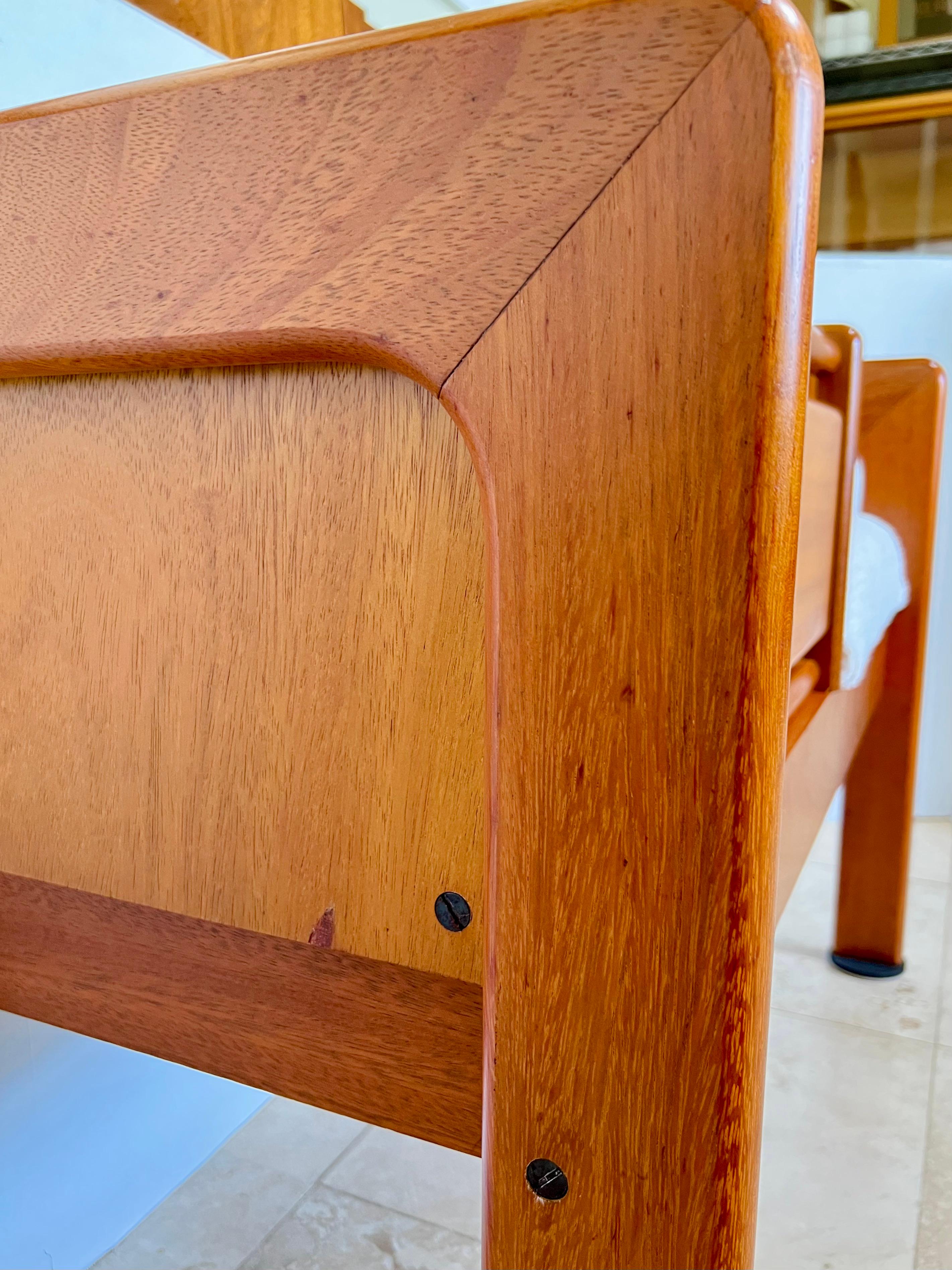 Banc téléphonique en teck Vintage Mid-Century Modern en vente 3