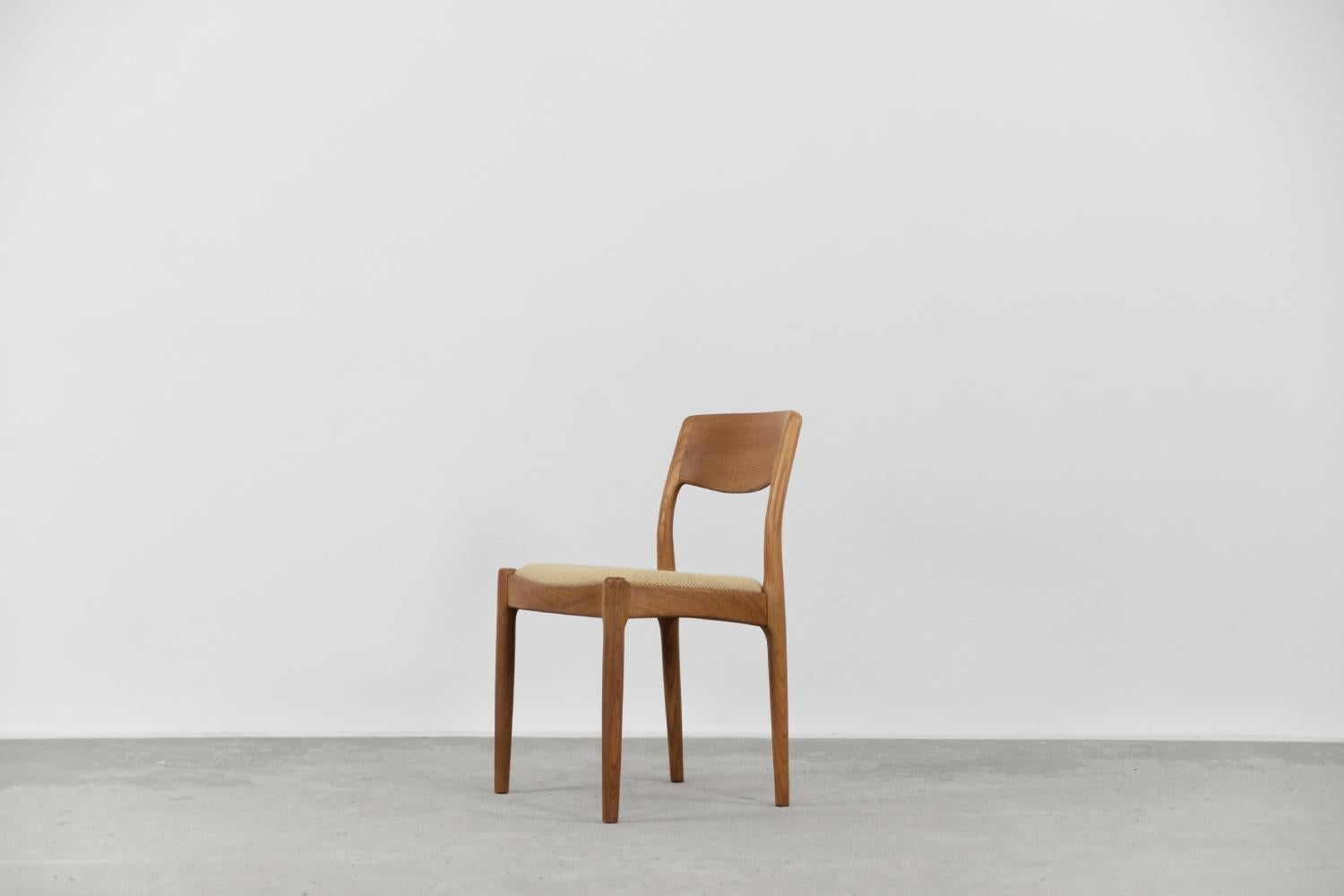 Vintage Mid-Century Modern Teak Wood & Fabric Dining Chair by Juul Kristensen For Sale 1
