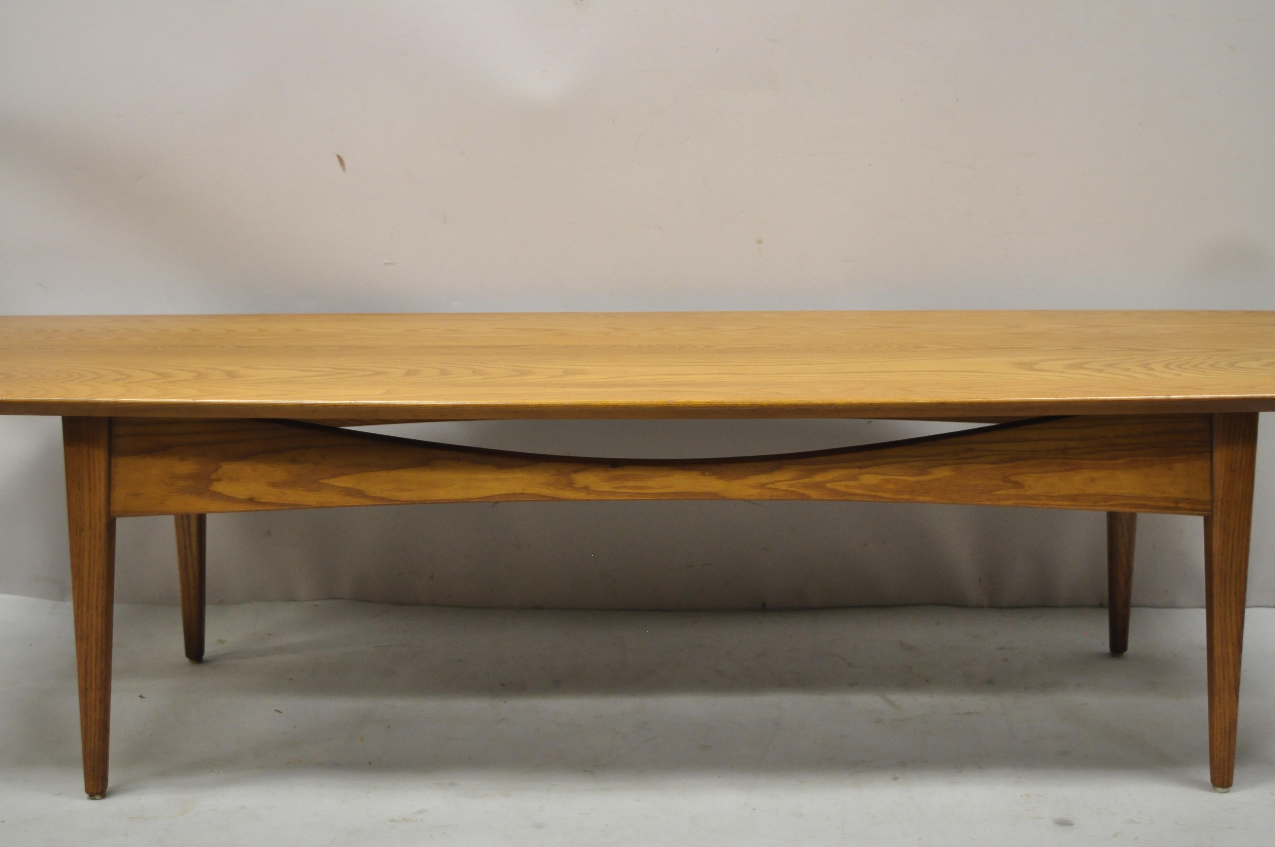 Vintage Mid-Century Modern Teak Wood Surfboard Long Coffee Table 701-G In Good Condition In Philadelphia, PA