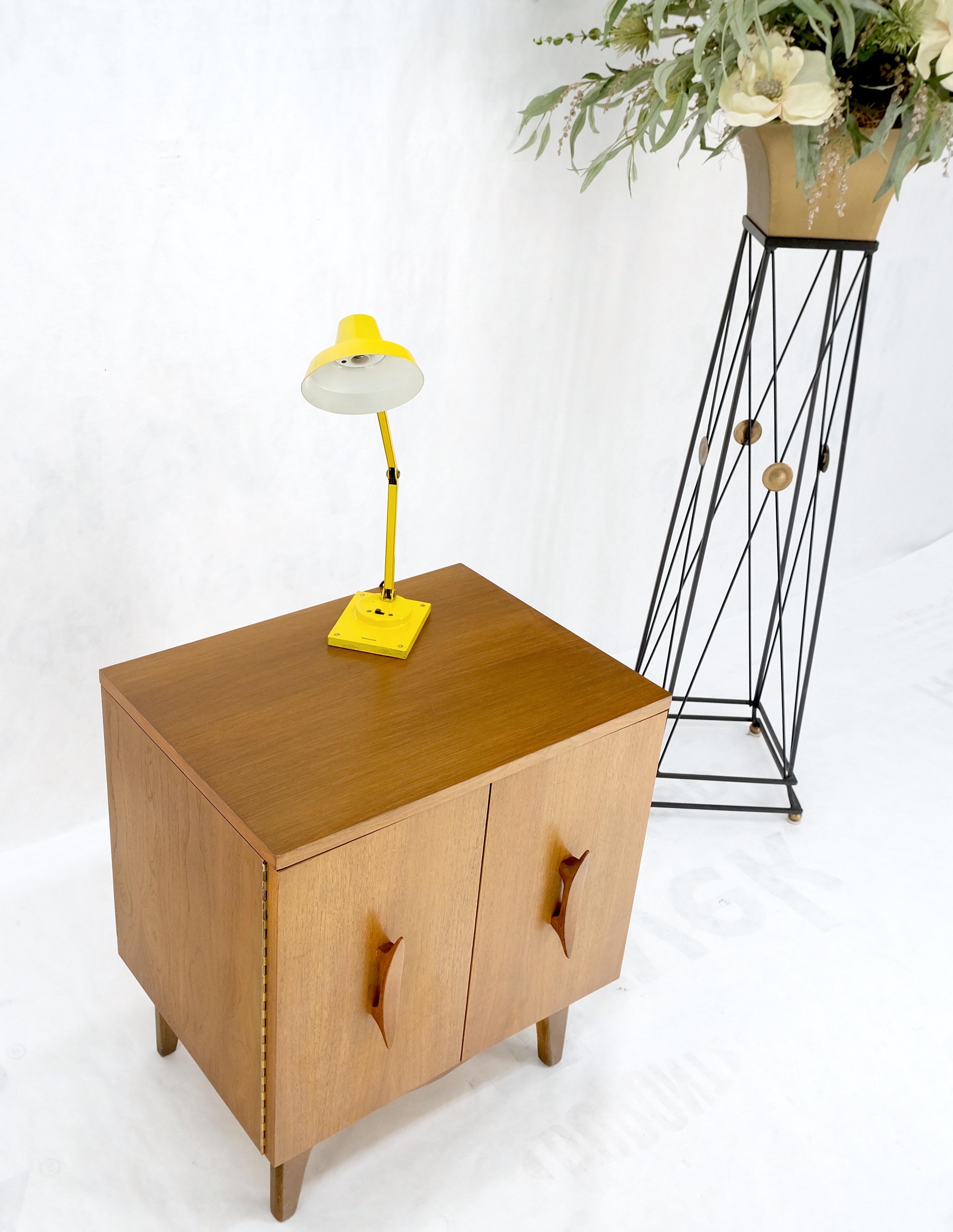 Painted Vintage Mid-Century Modern Tensor Bright Yellow Enamel Adjustable Desk Lamp For Sale