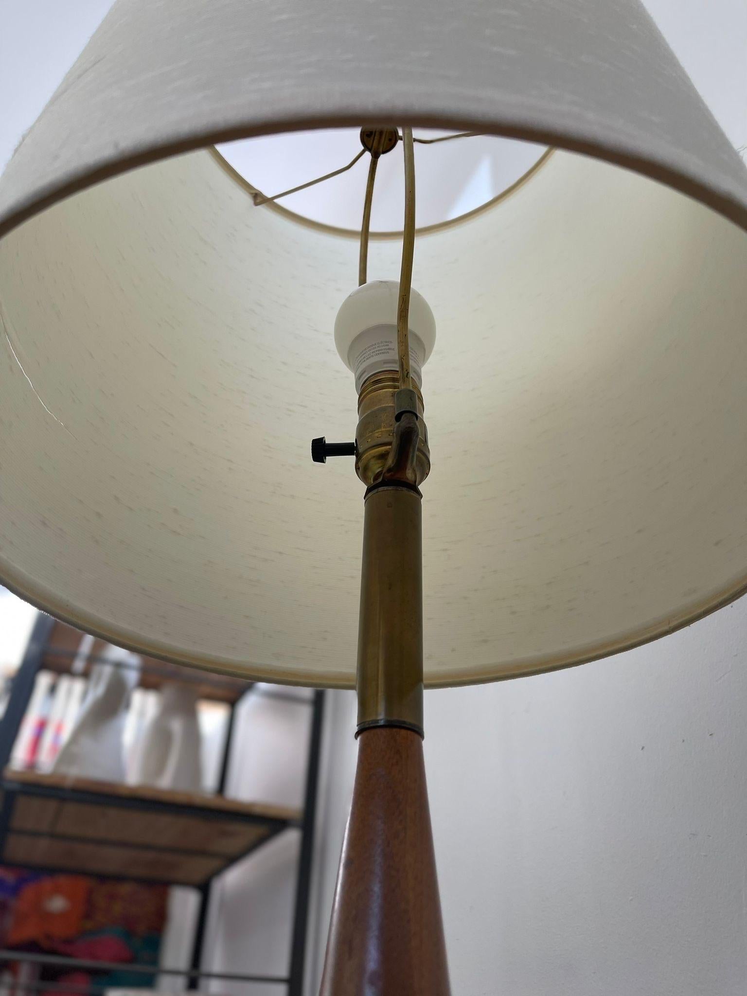 Vintage Mid Century Modern Tony Paul Westwood Swedish Table Lamp In Good Condition For Sale In Seattle, WA