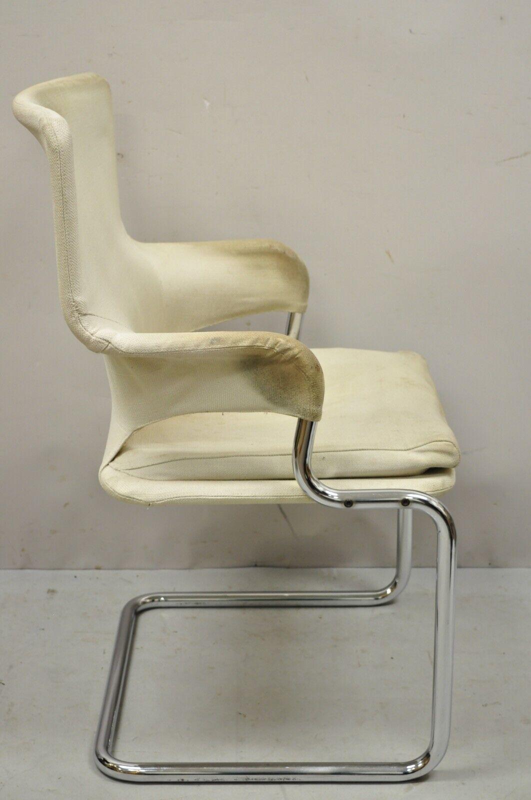 Vintage Mid-Century Modern Tubular Chrome Arm Chair with Burlap Seat In Good Condition For Sale In Philadelphia, PA