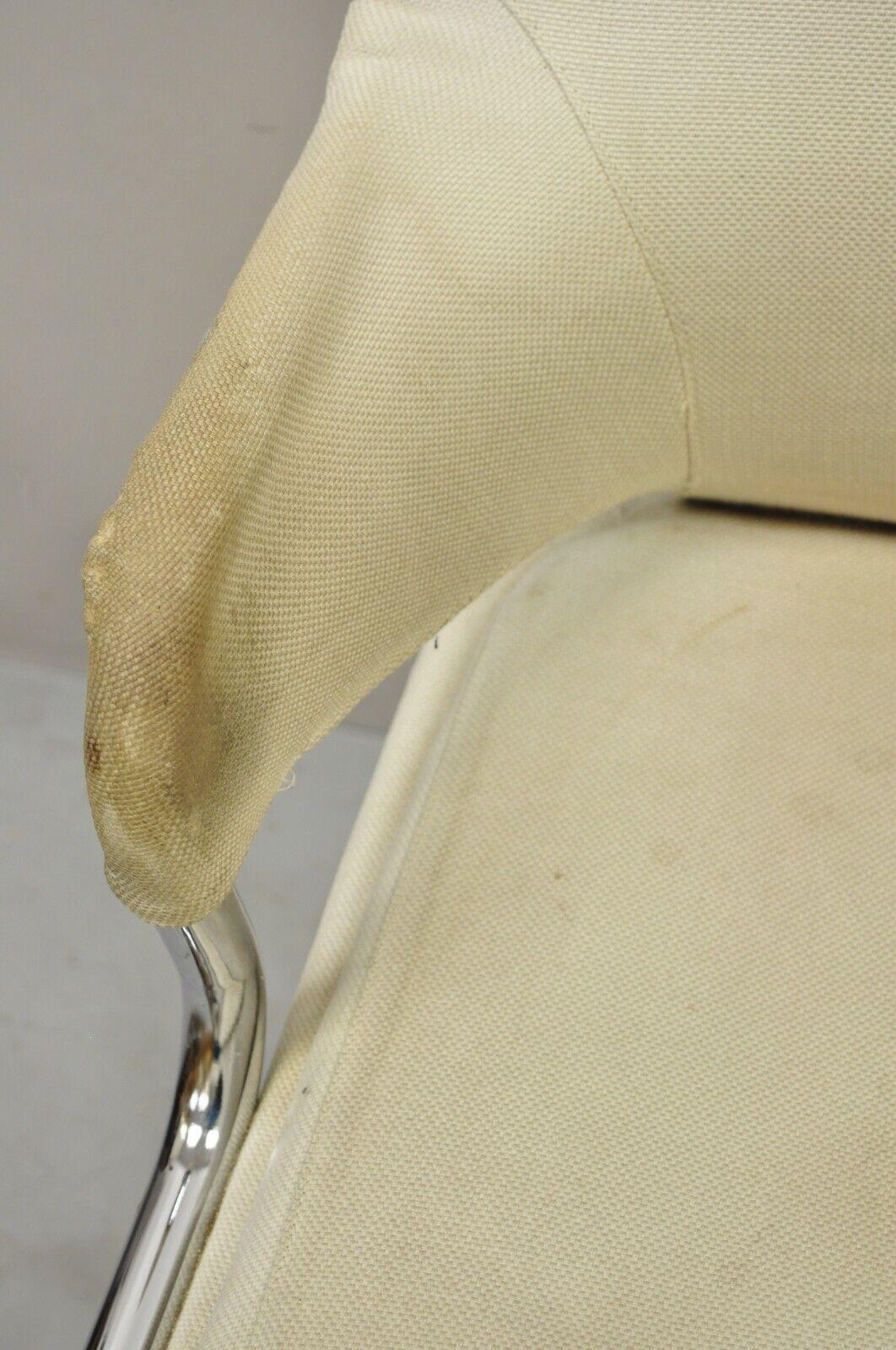 Vintage Mid-Century Modern Tubular Chrome Arm Chair with Burlap Seat For Sale 2