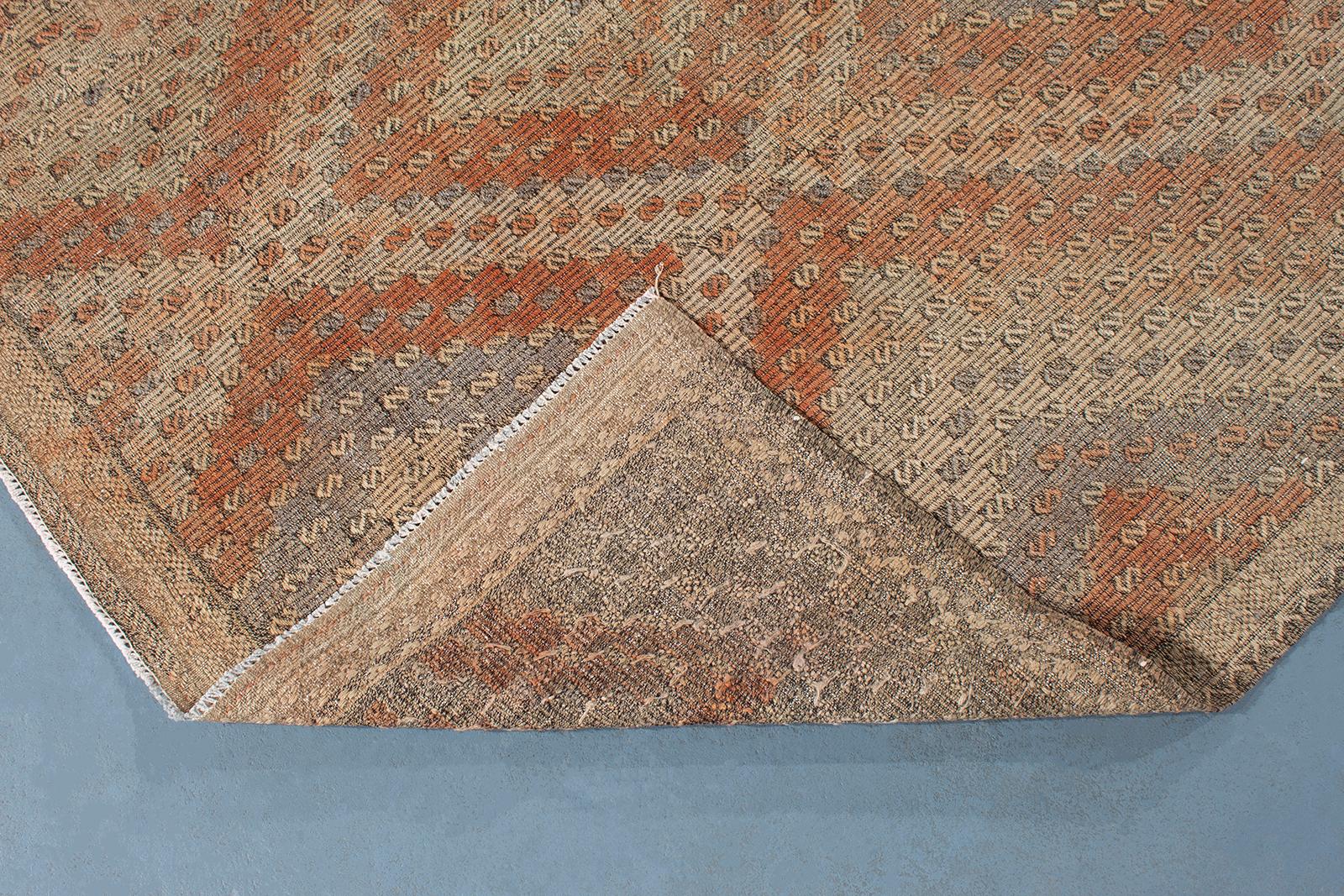Moderner türkischer Flachgewebteppich mit Stammesmotiv, Mid-Century Modern (Mitte des 20. Jahrhunderts) im Angebot