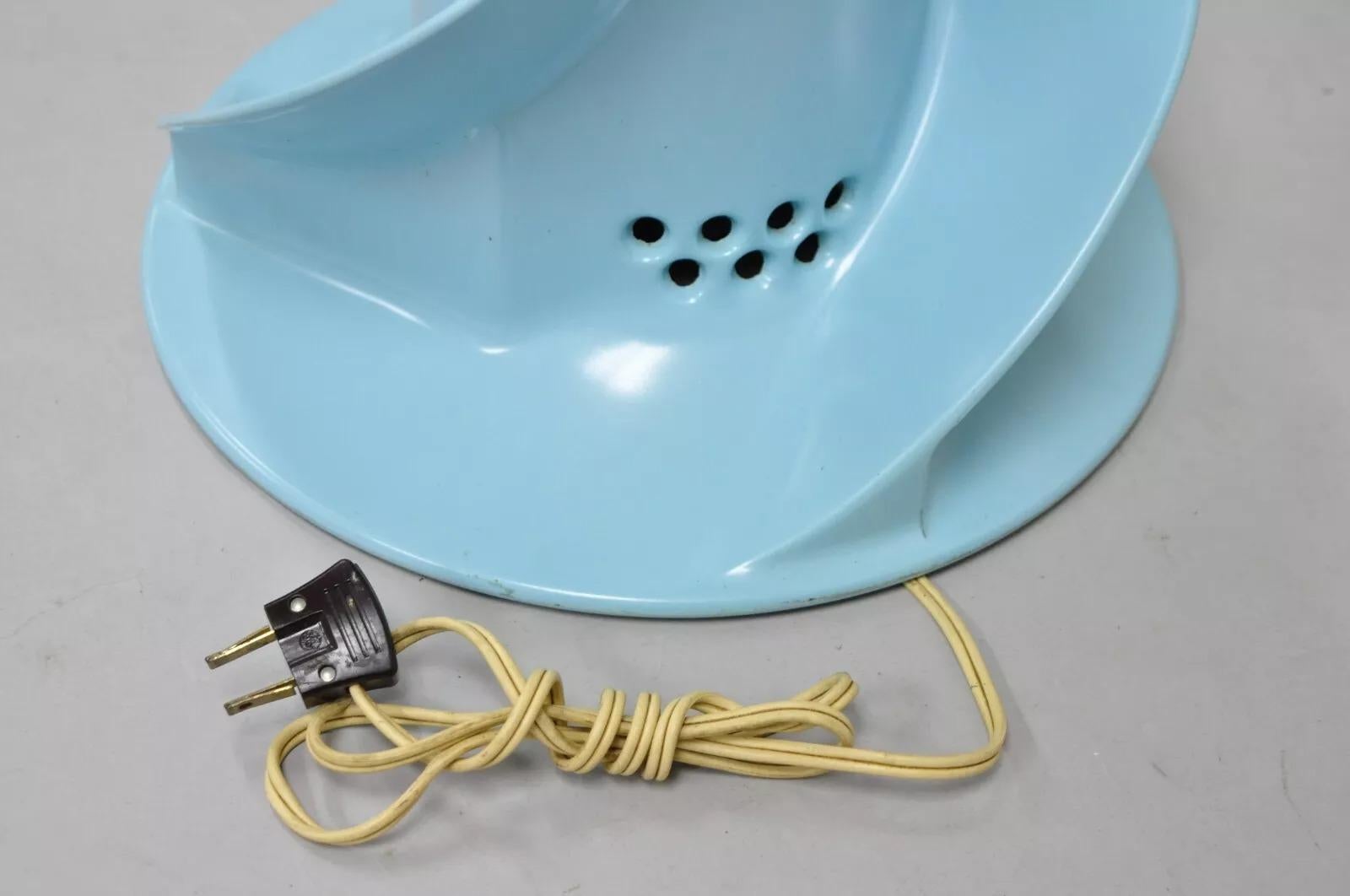 Vintage Mid Century Modern Turquoise Blue Washing Machine Agitator Table Lamp For Sale 1